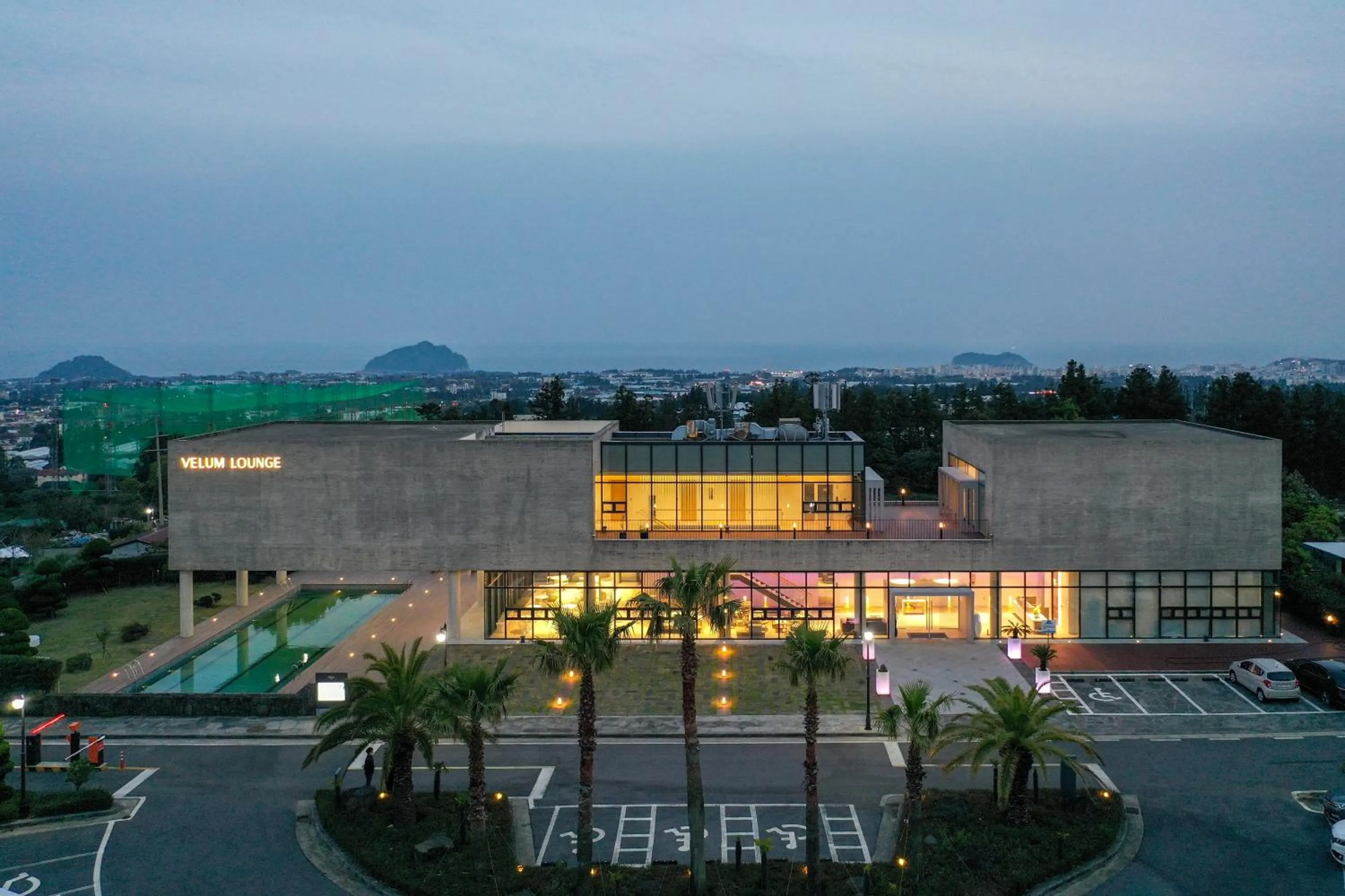 Lounge or bar in Velum Resort