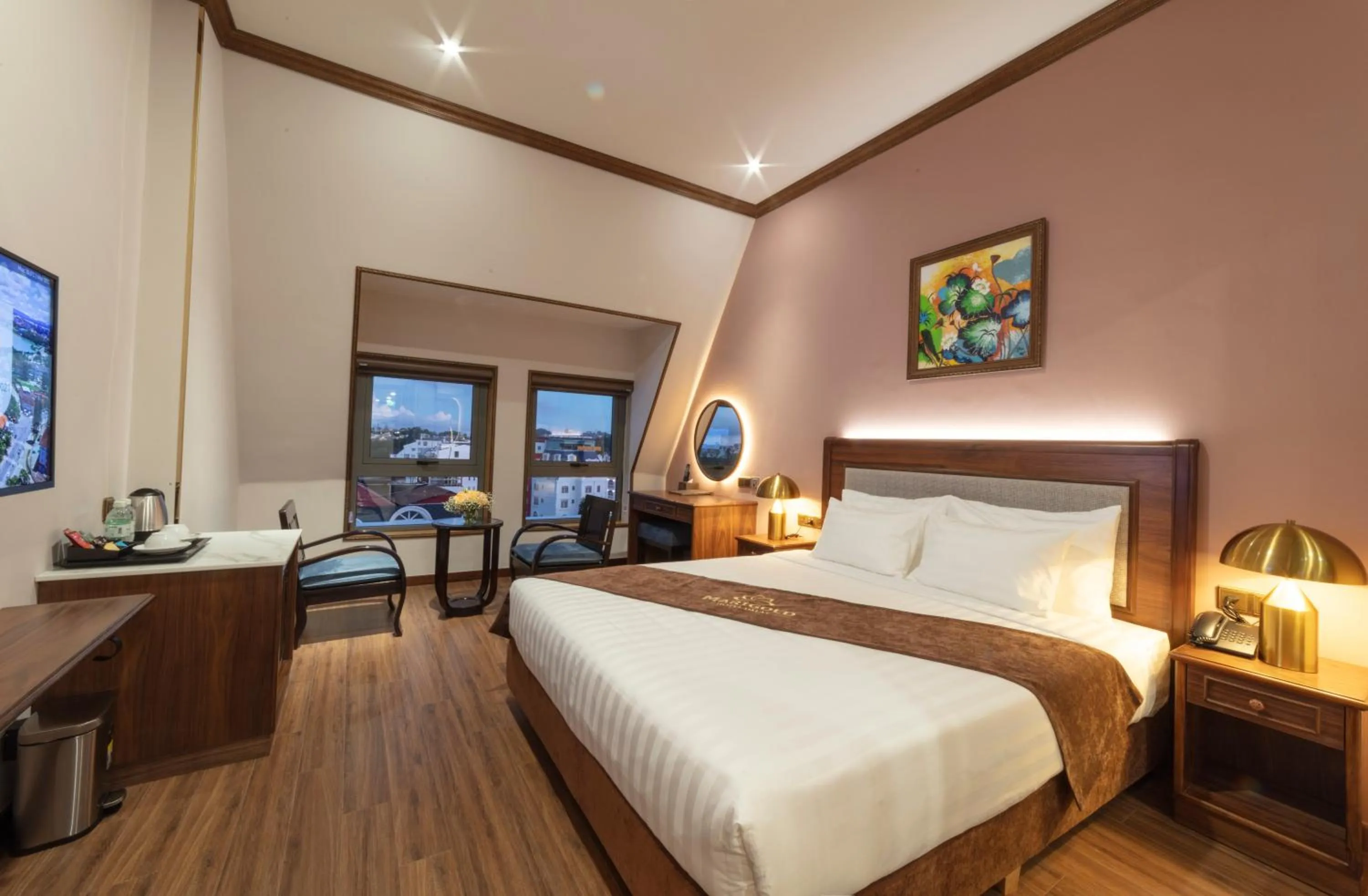 Bed in Marigold Hotel Dalat