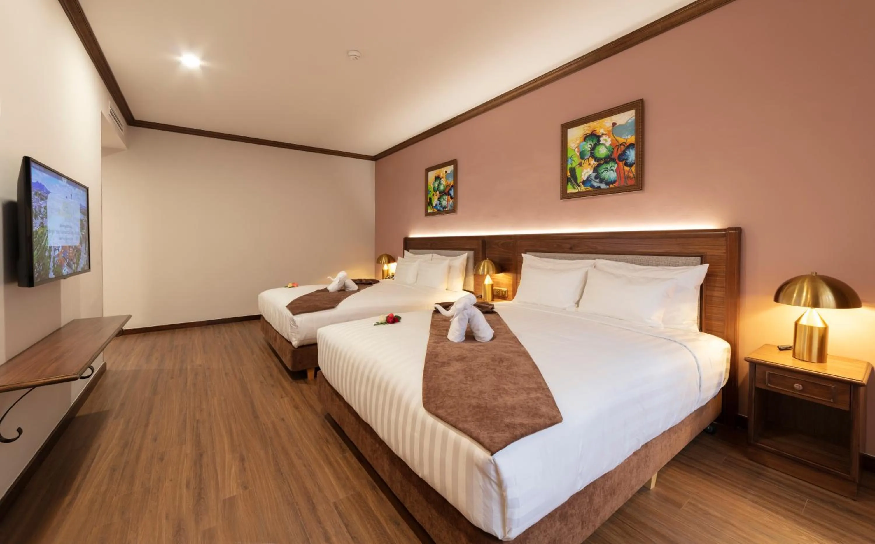 Bed in Marigold Hotel Dalat