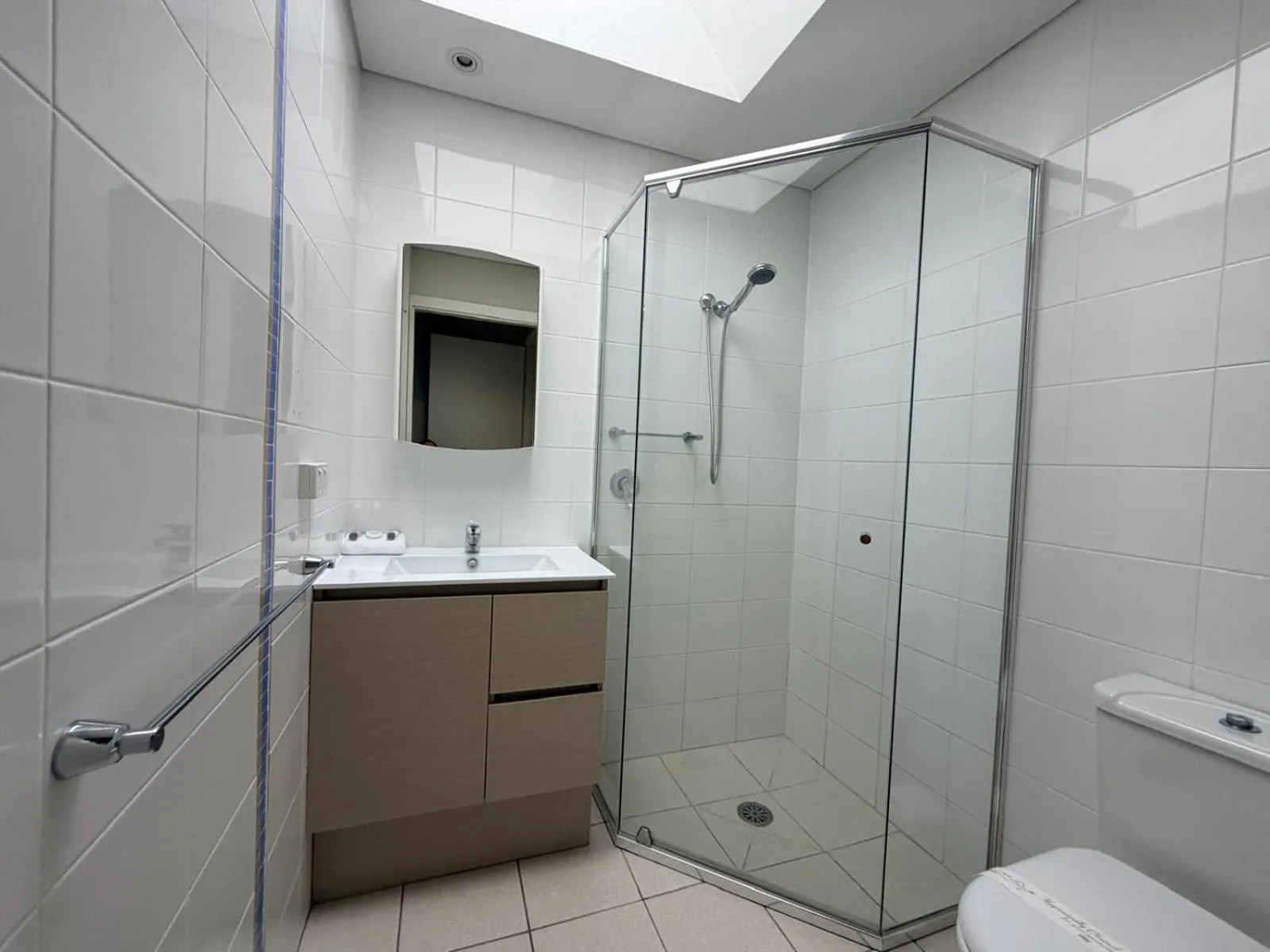 Shower in Korora Bay Village Resort