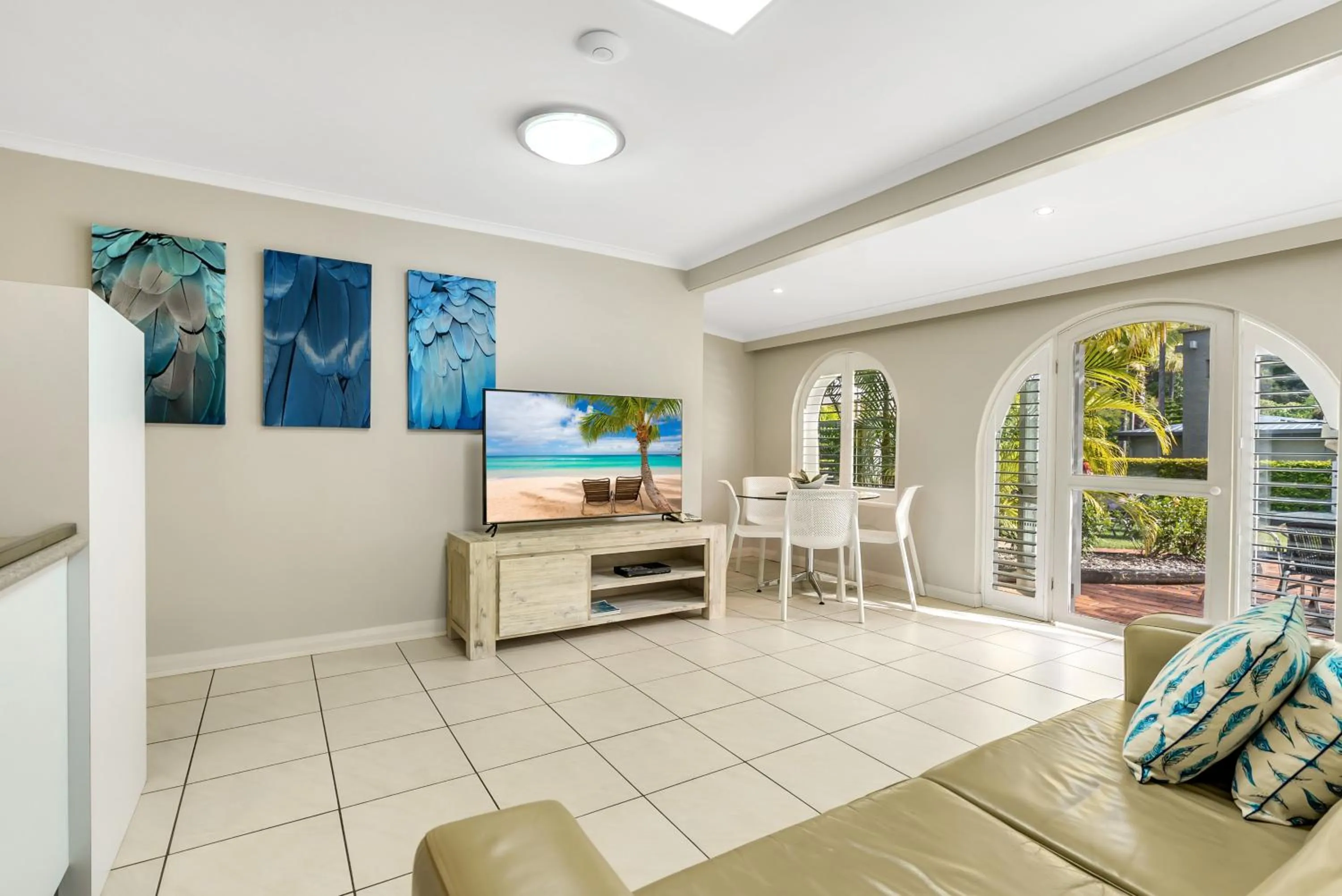 One-Bedroom Apartment-No Pets Allowed in Korora Bay Village Resort