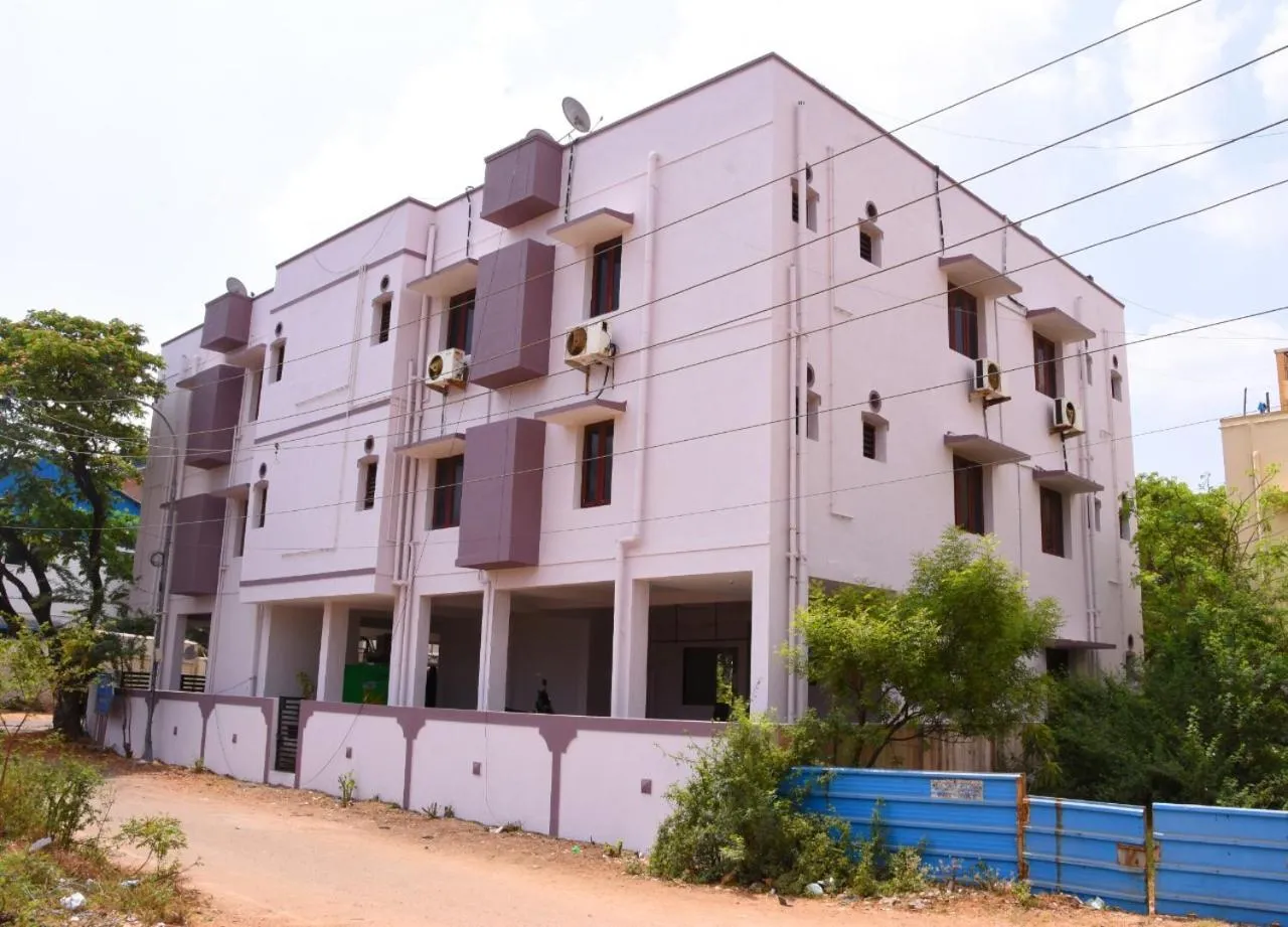 Property building in Aishwaryam Deshna Service Apartment Ambattur Chennai