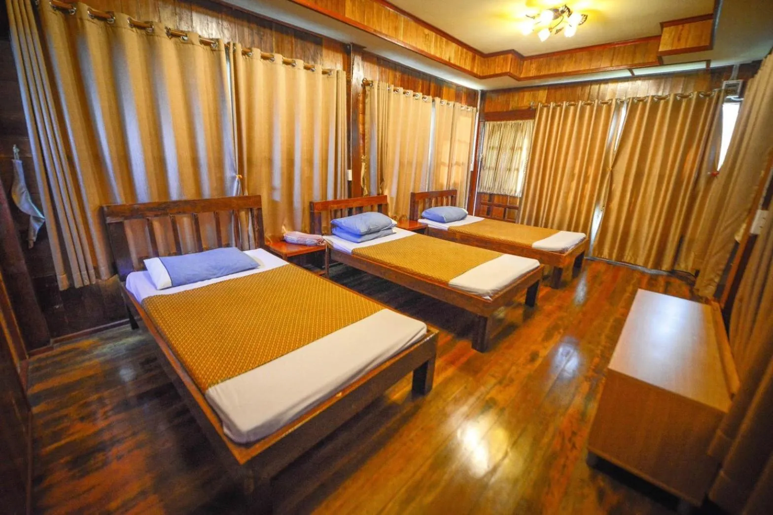 Spa and wellness centre/facilities, Bed in MRK Resort & Massage