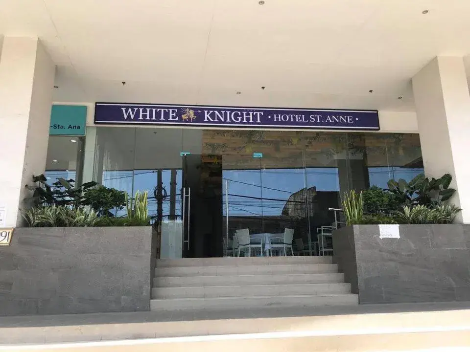 White Knight Hotel Saint Anne White Knight Hotel Saint Anne
