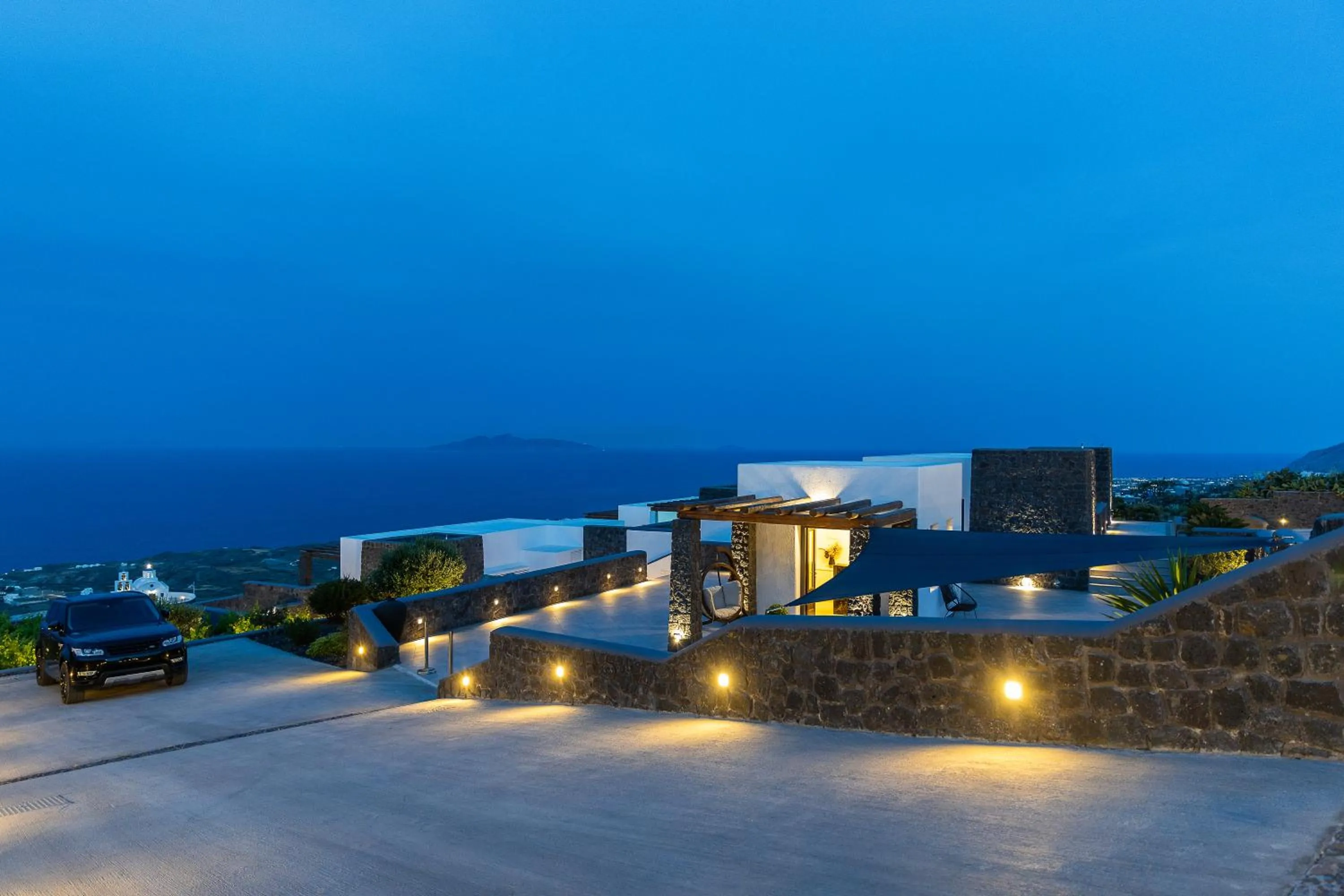 shuttle in Brilliance Suites