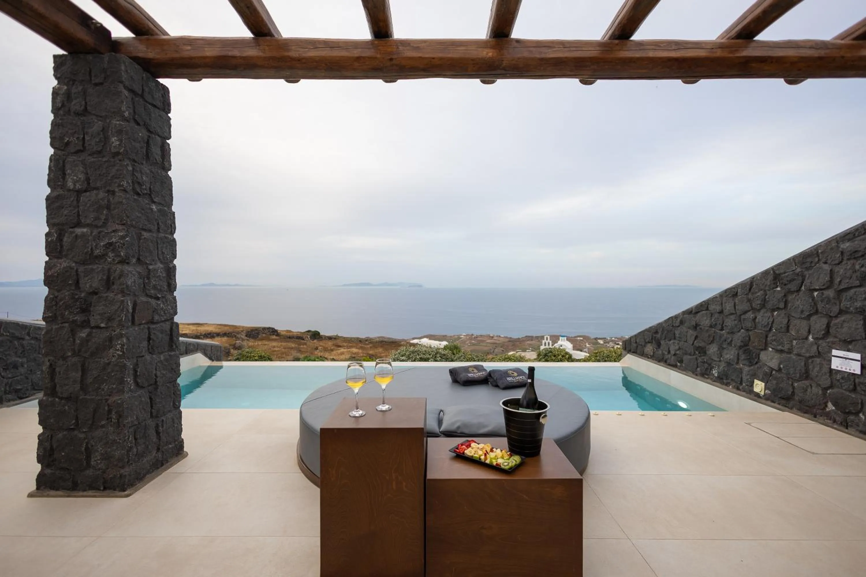 Hot Tub in Brilliance Suites