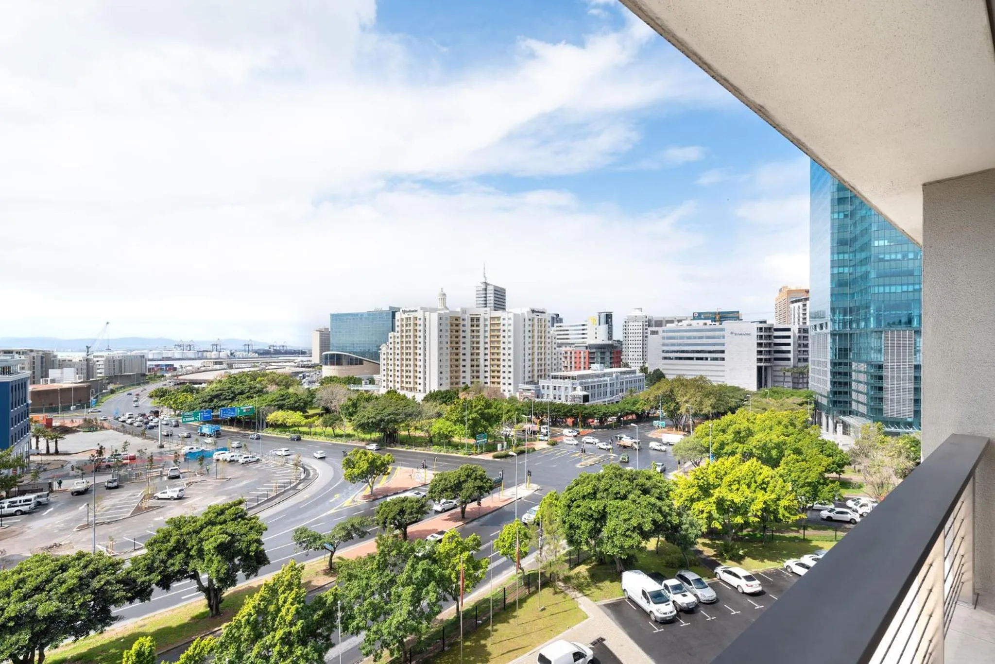 Balcony/Terrace in HarbourEdge Suites by Totalstay