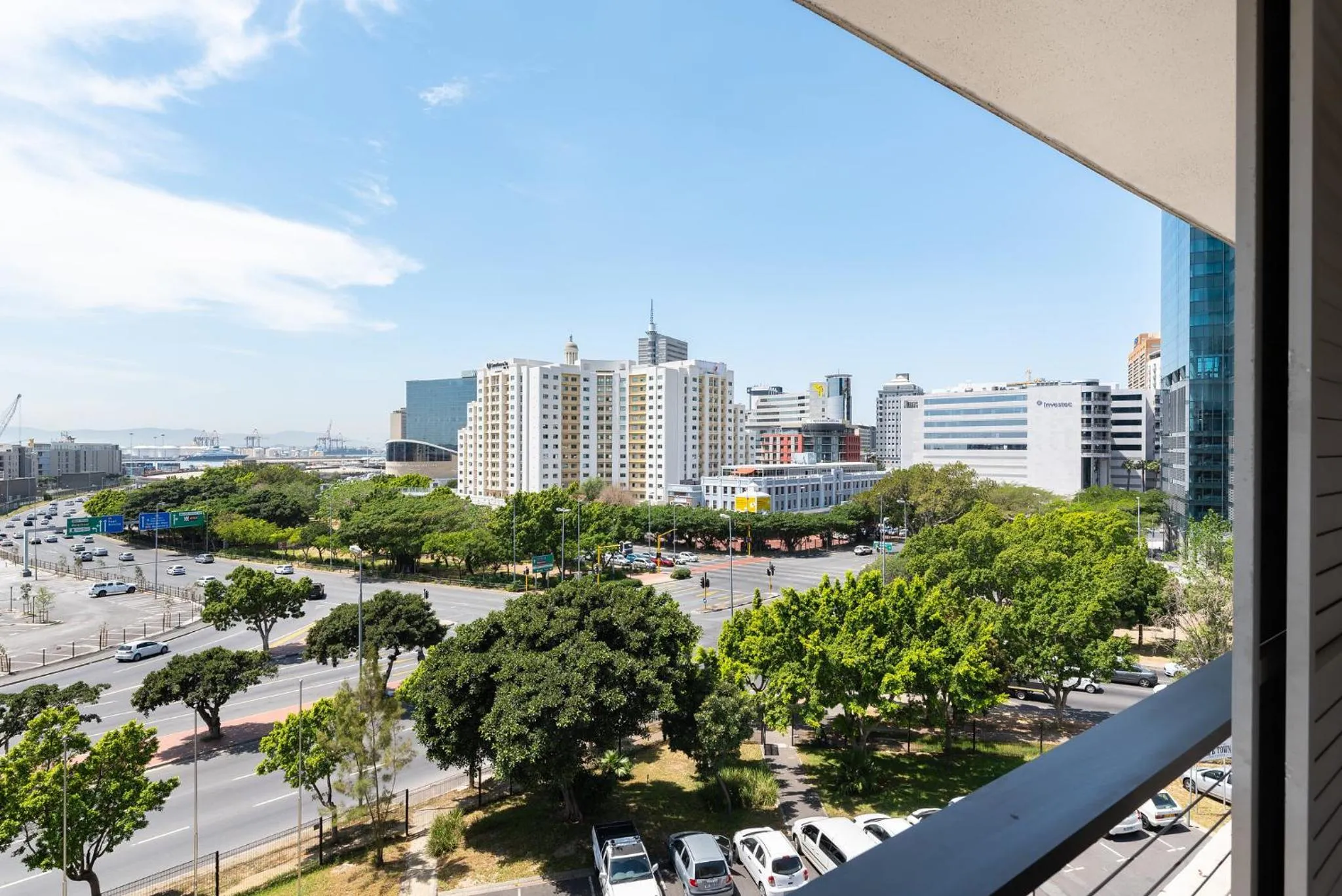 Balcony/Terrace in HarbourEdge Suites by Totalstay