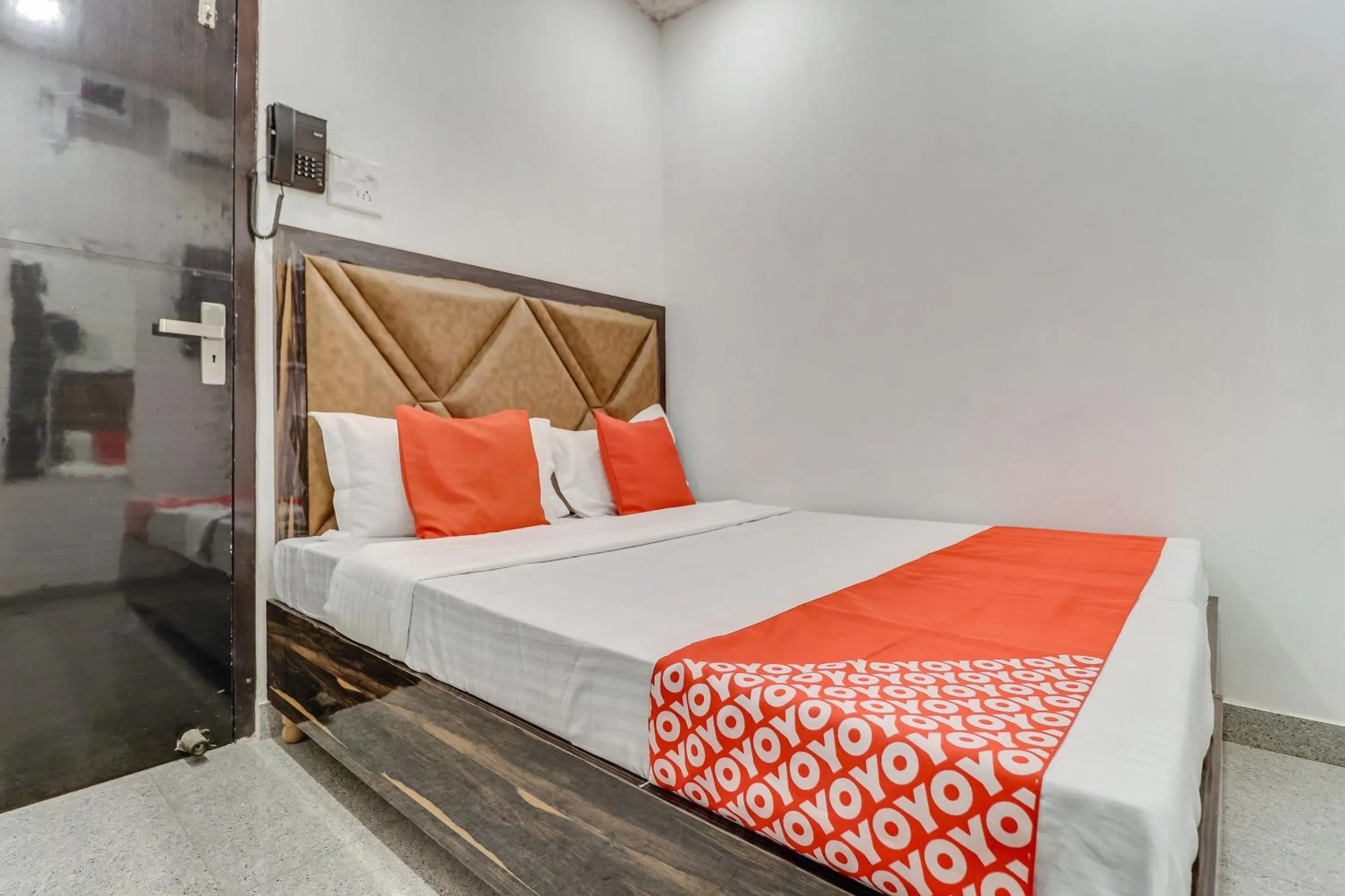 Bedroom, Bed in Hotel O Sun View