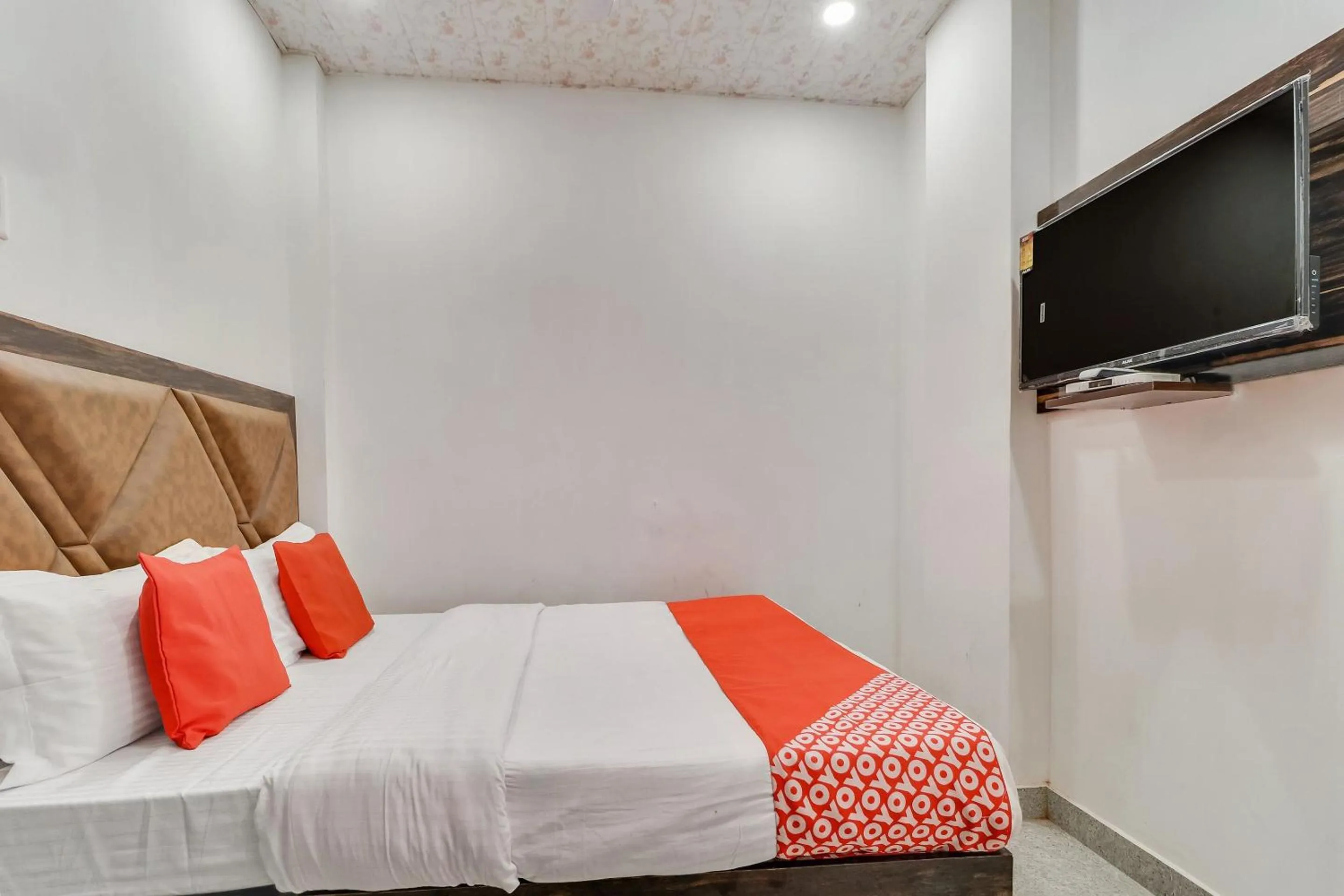 Bedroom, Bed in Hotel O Sun View