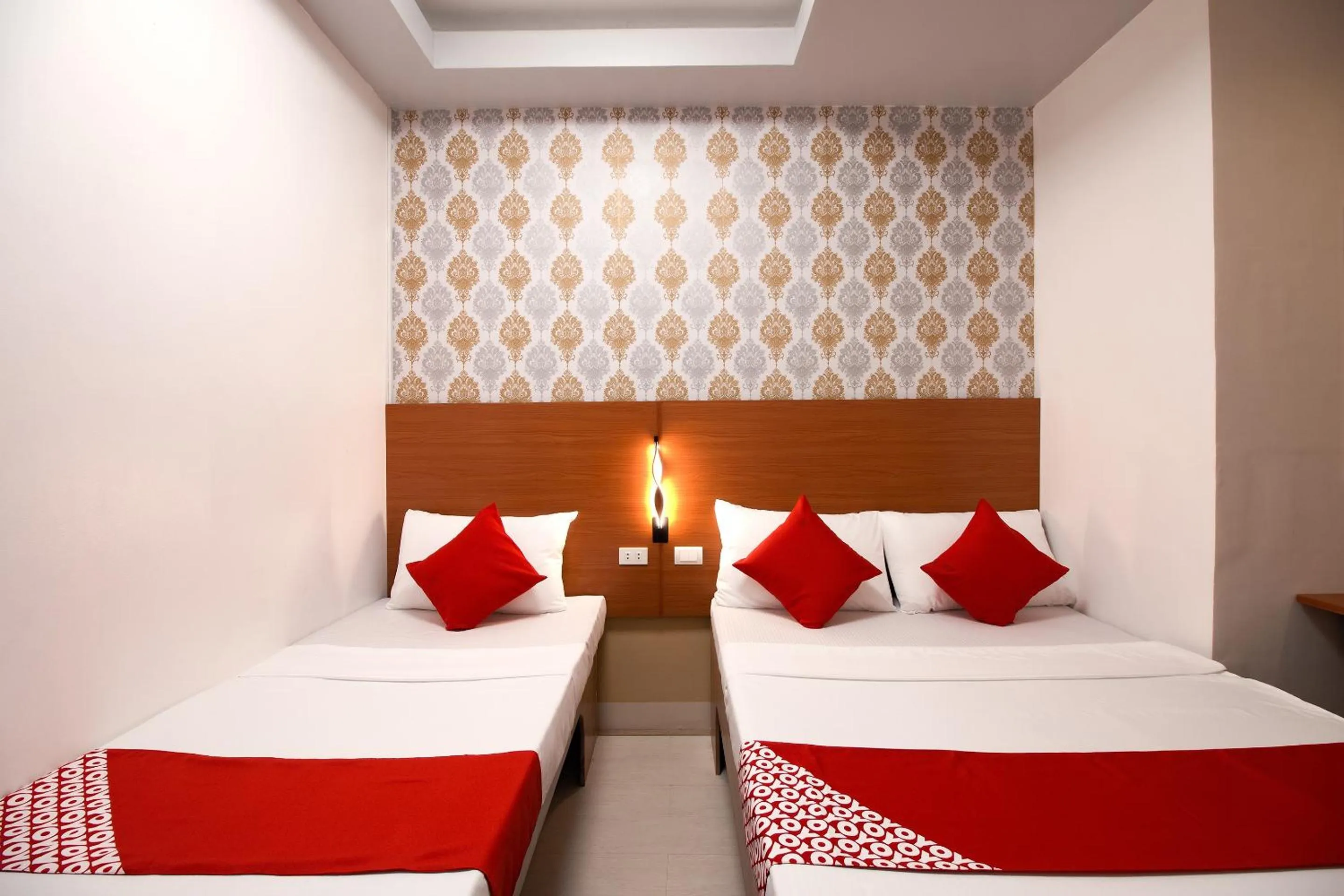 Bedroom, Bed in OYO 685 K Fortune Apartelle