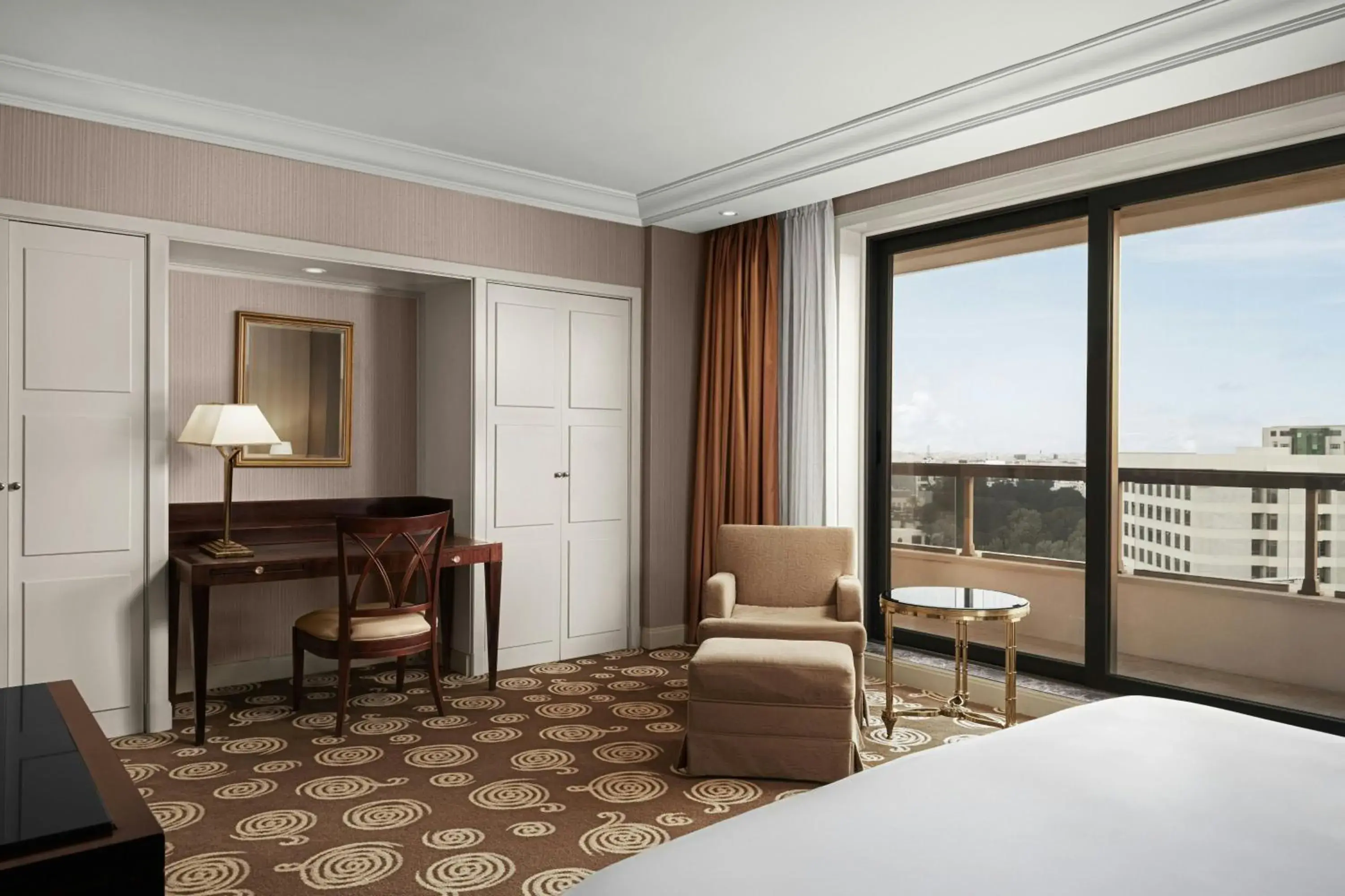 Club King Bed, Club lounge access, Guest room, 1 King in Sheraton Amman Al Nabil Hotel Club King Bed, Club lounge access, Guest room, 1 King in Sheraton Amman Al Nabil Hotel