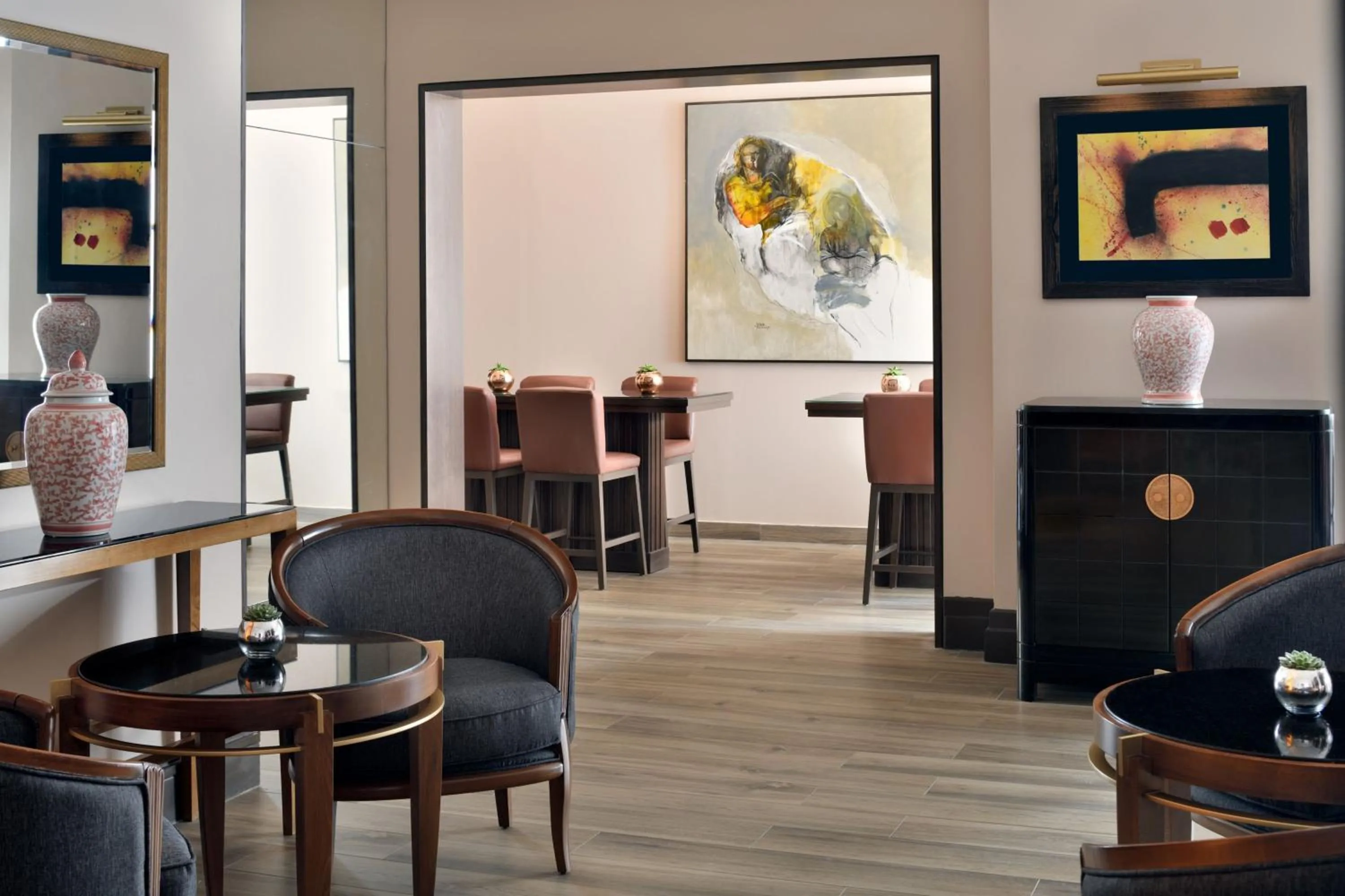 Lounge or bar in Sheraton Amman Al Nabil Hotel