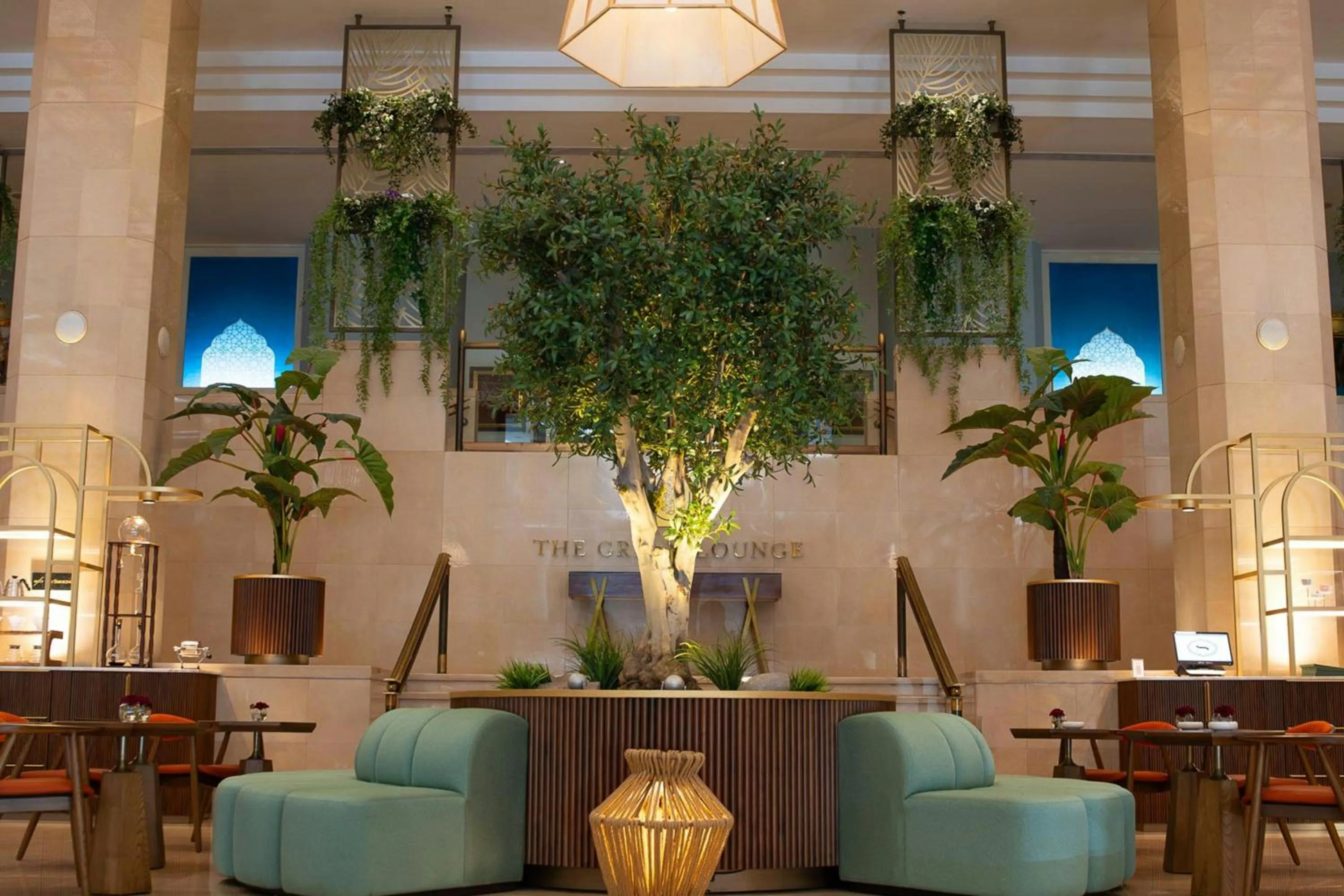 Lounge or bar in Sheraton Amman Al Nabil Hotel