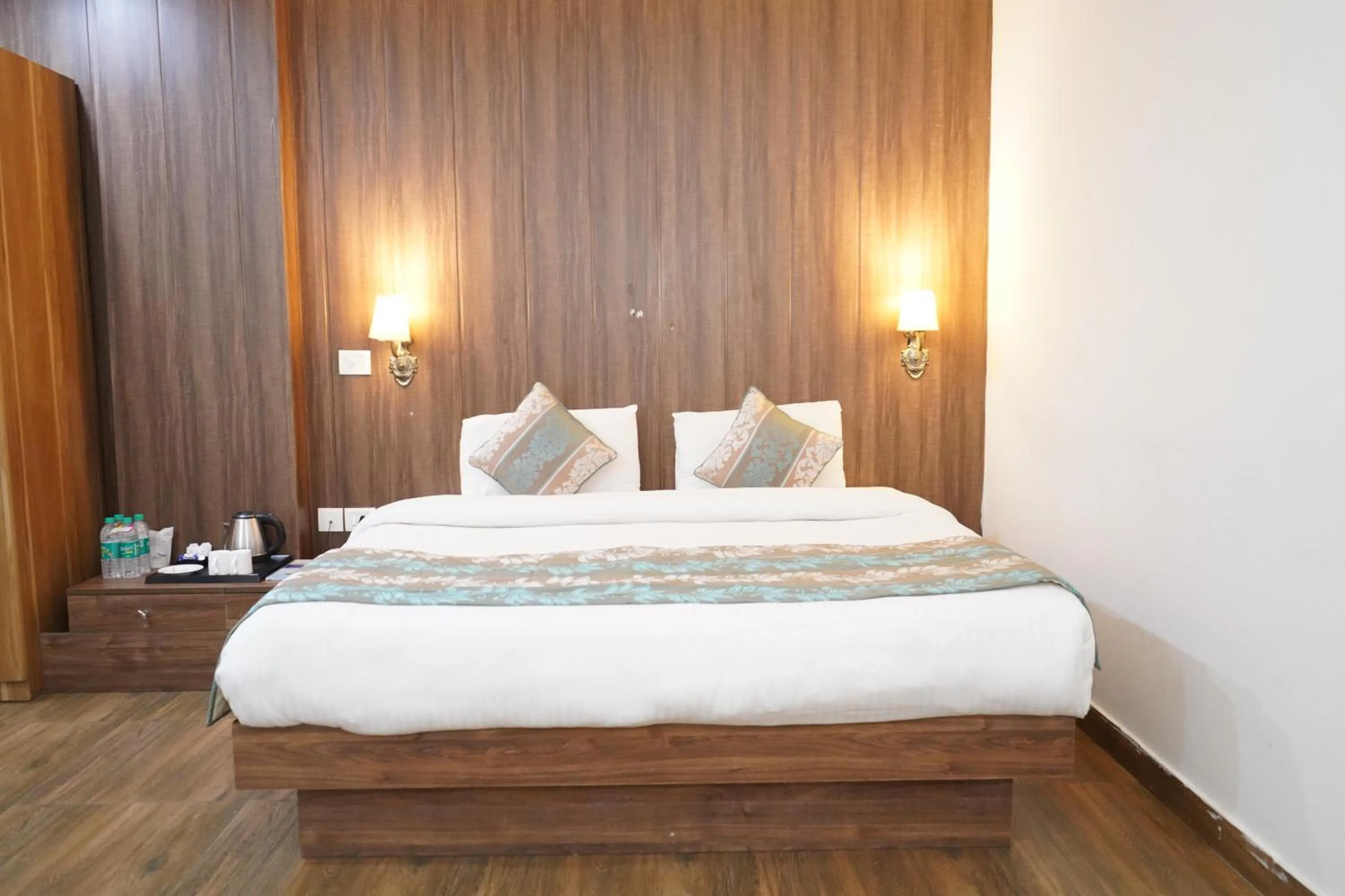 Bedroom, Bed in The Dwelling Paradise