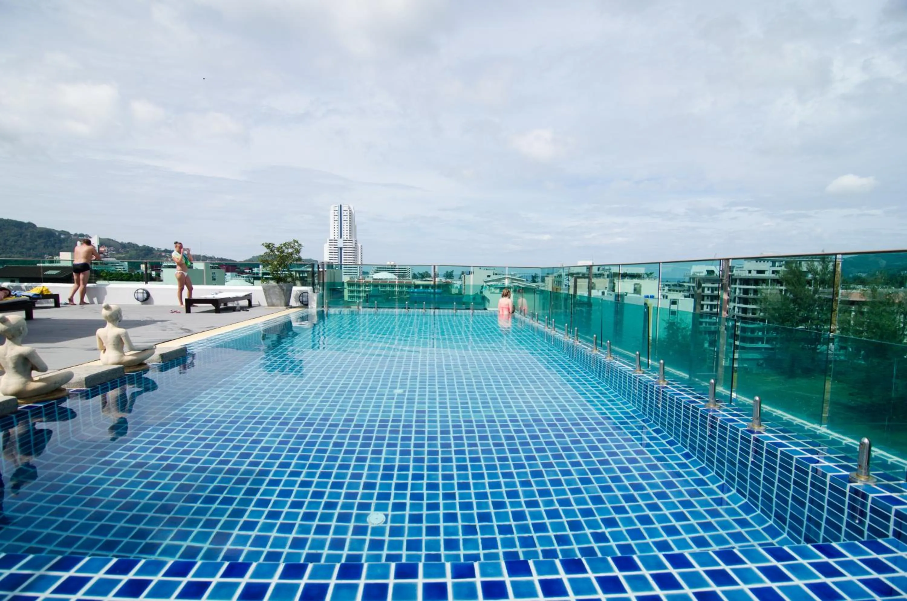 Swimming pool in Mirage Express Patong Phuket Hotel