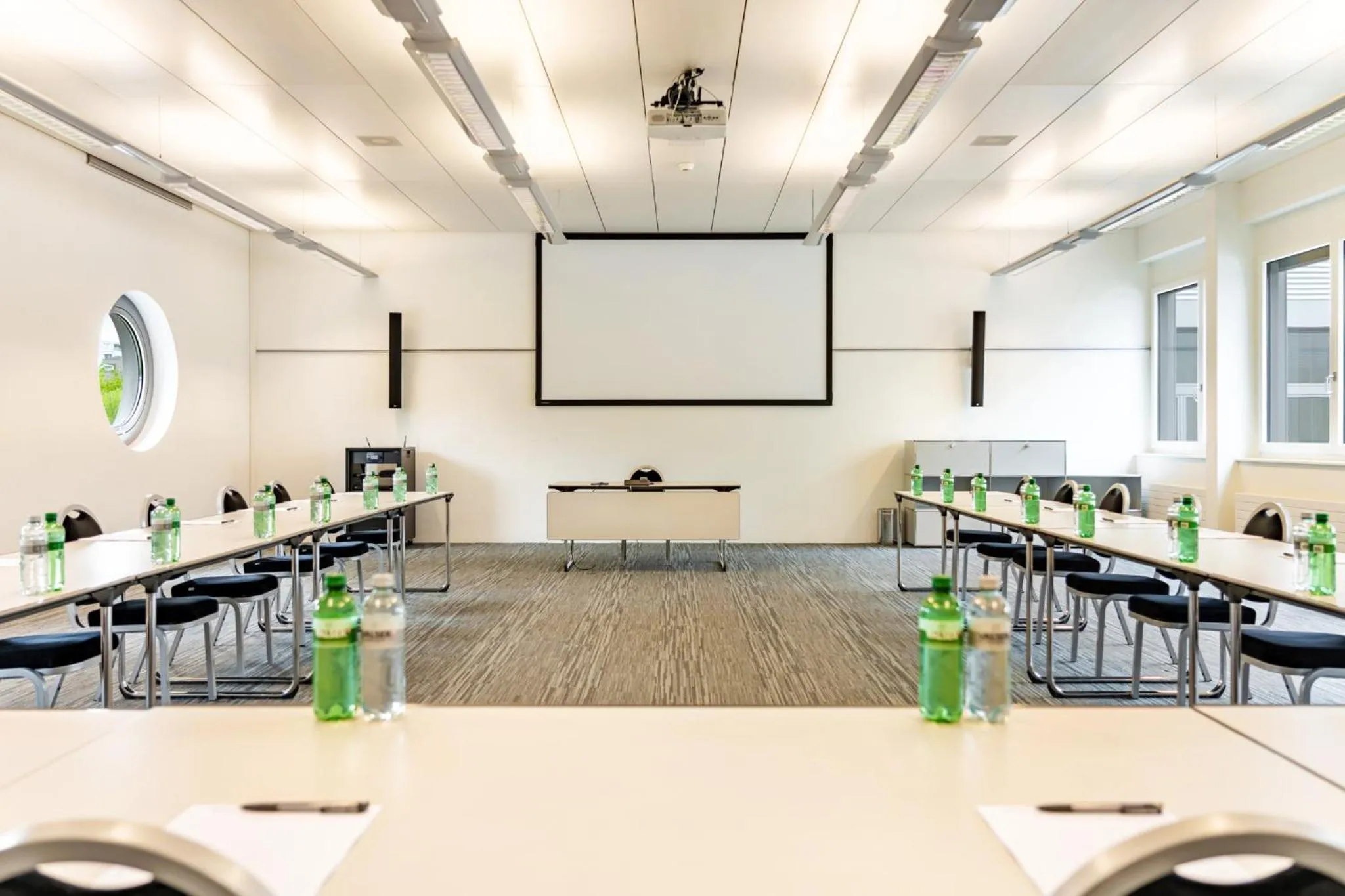 Meeting/conference room in Seedamm Plaza