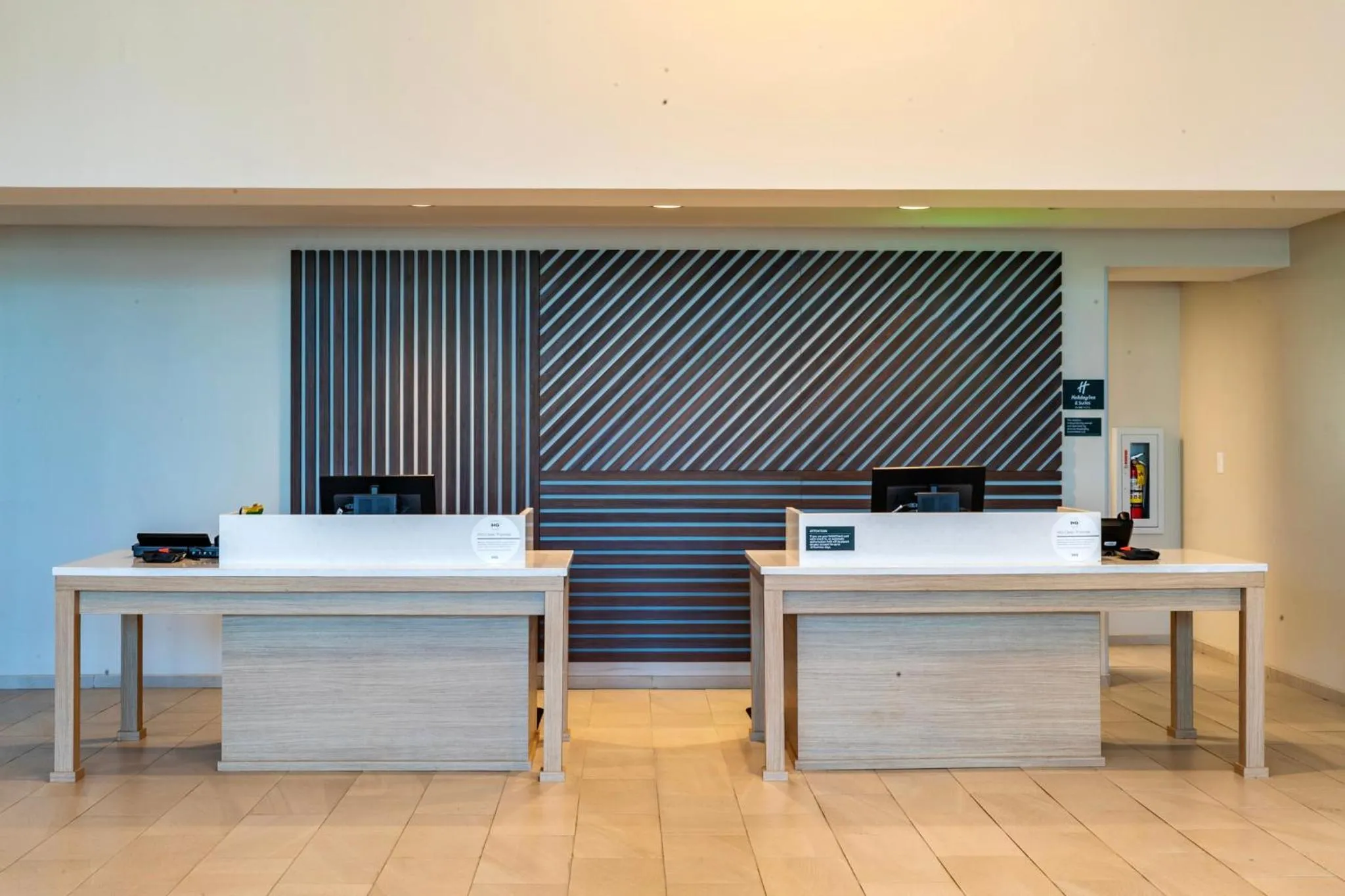 Property building in Courtyard by Marriott Atlanta Dunwoody