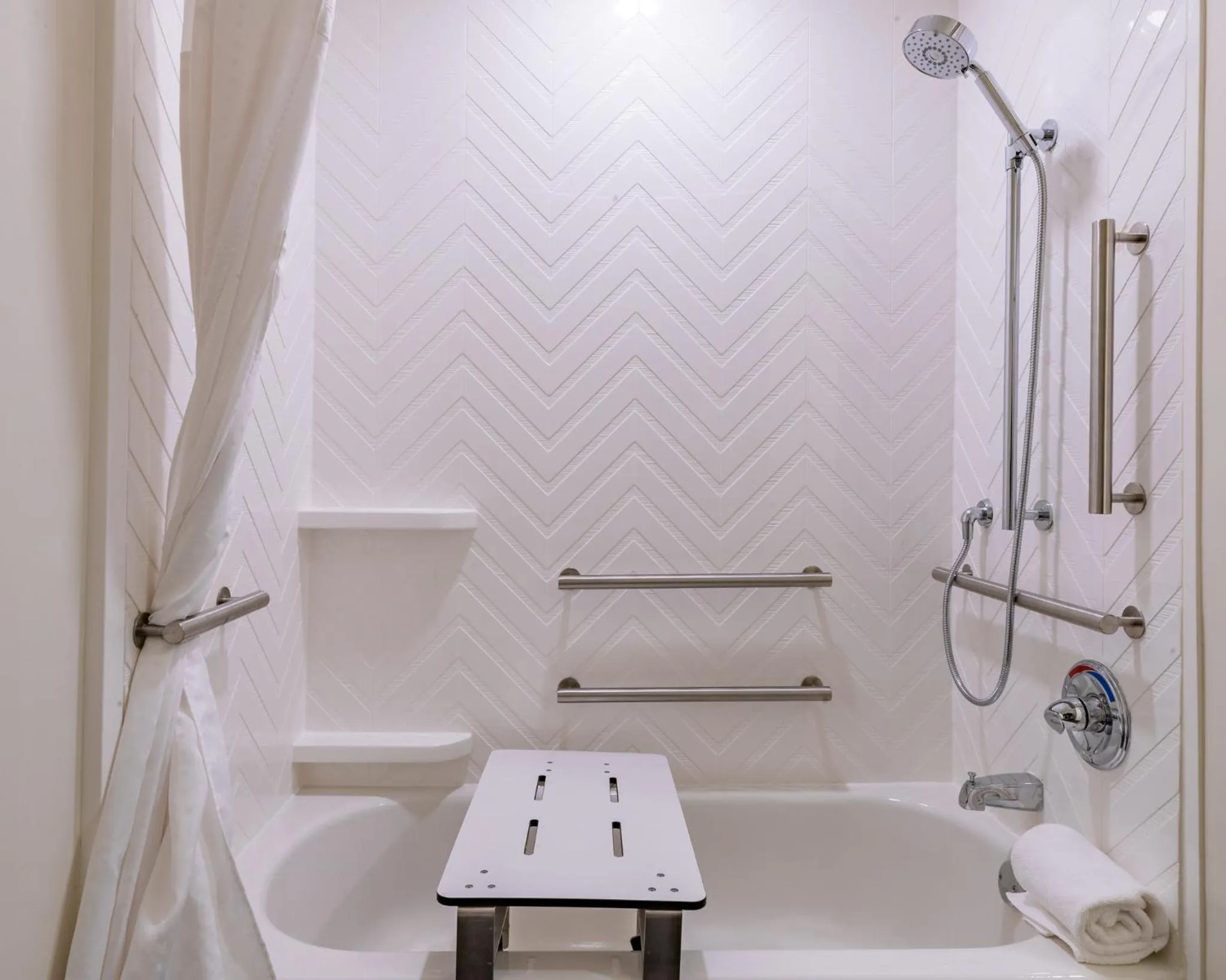 Shower in Courtyard by Marriott Atlanta Dunwoody