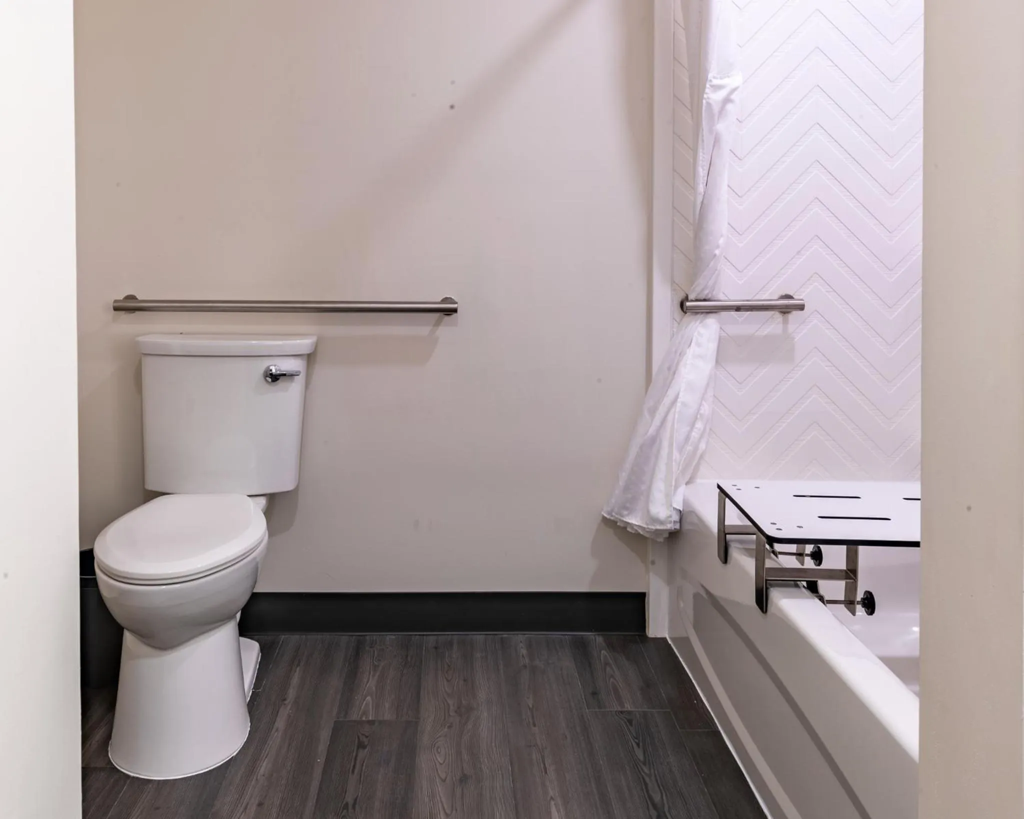 Toilet in Courtyard by Marriott Atlanta Dunwoody