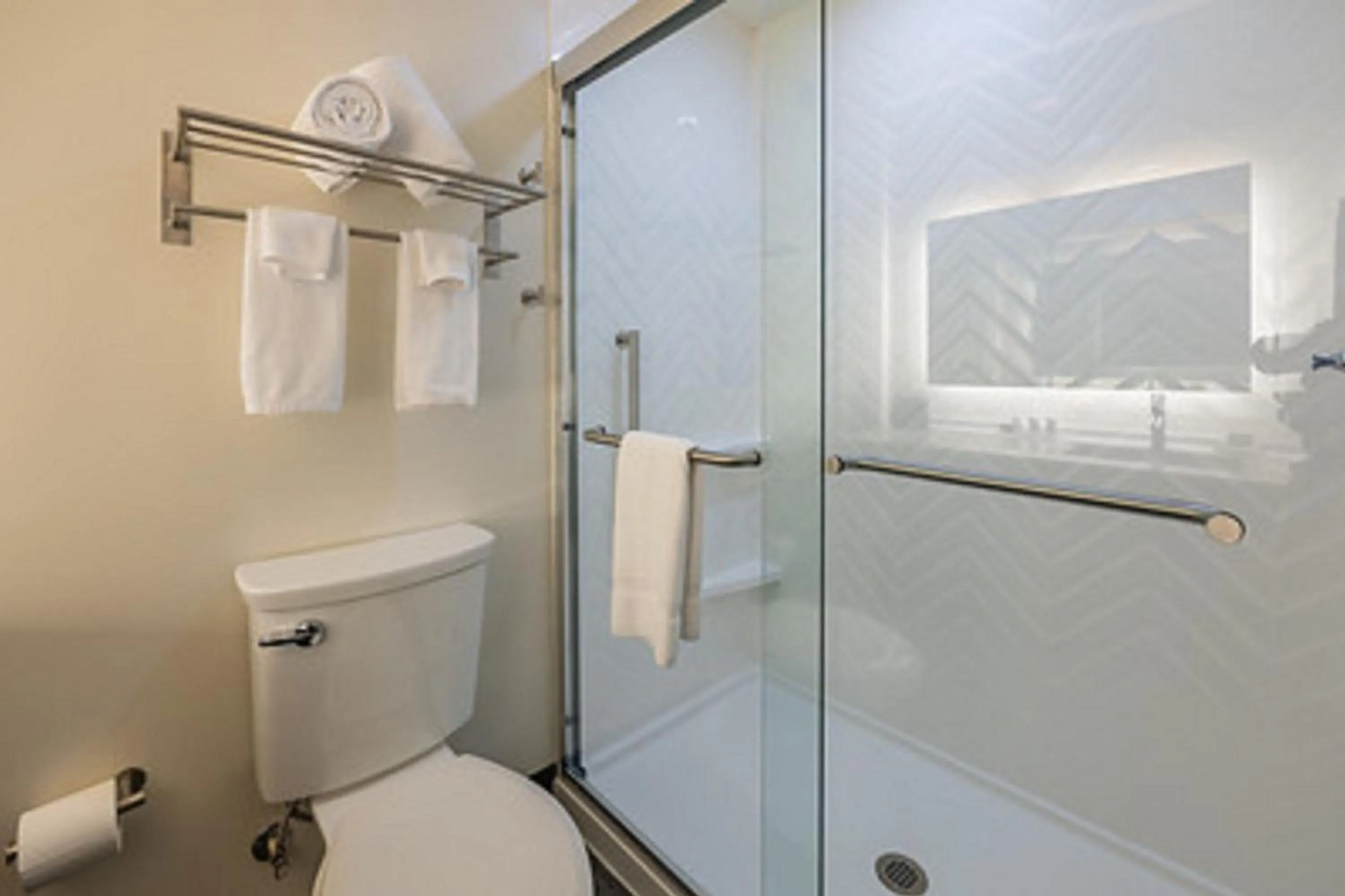 Bathroom in Holiday Inn & Suites Atlanta Perimeter Dunwoody, an IHG Hotel