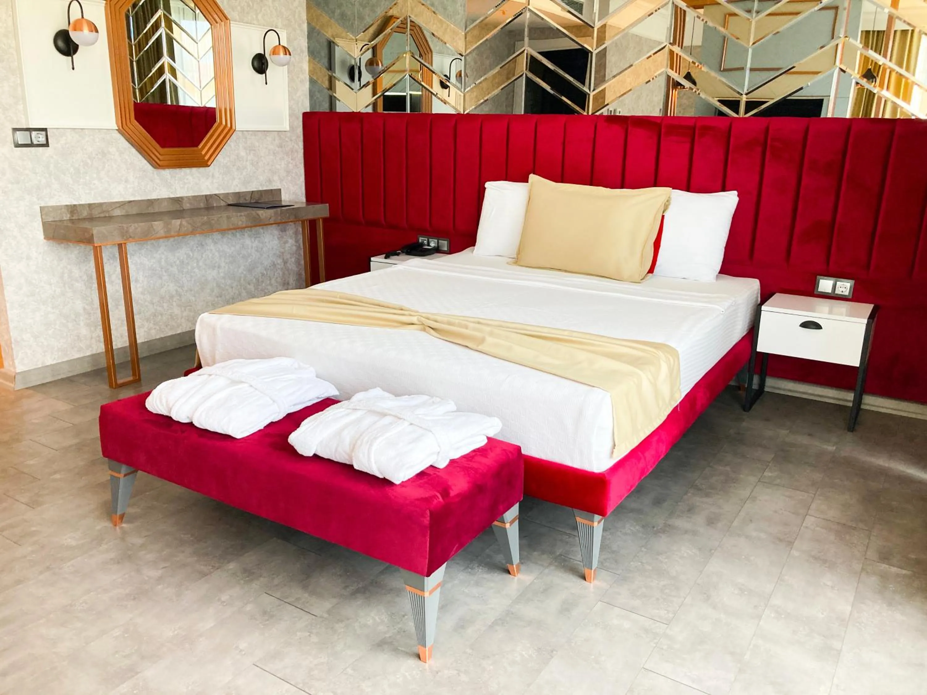 Bedroom, Bed in NENESSAHOTEL