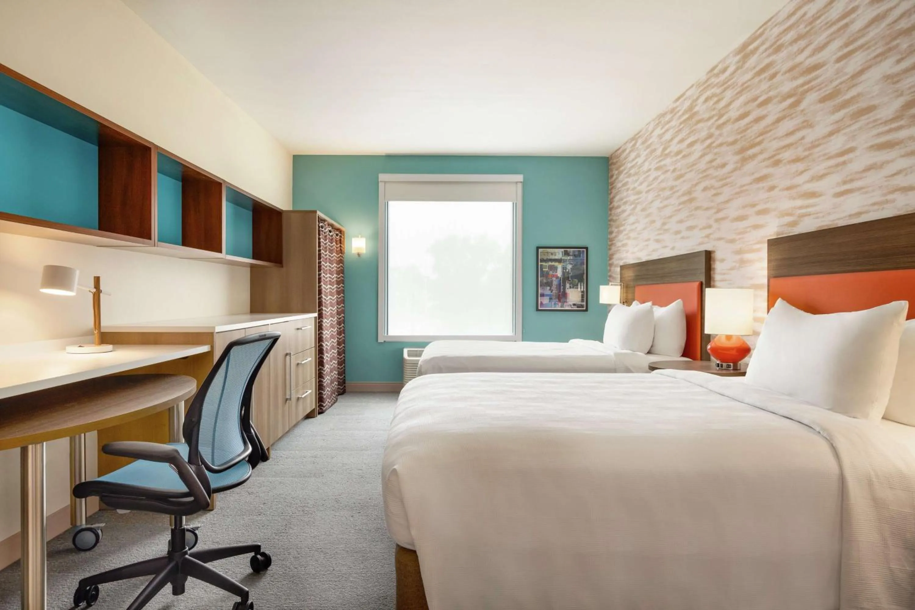 Bedroom, Bed in Home2 Suites by Hilton New Brunswick, NJ