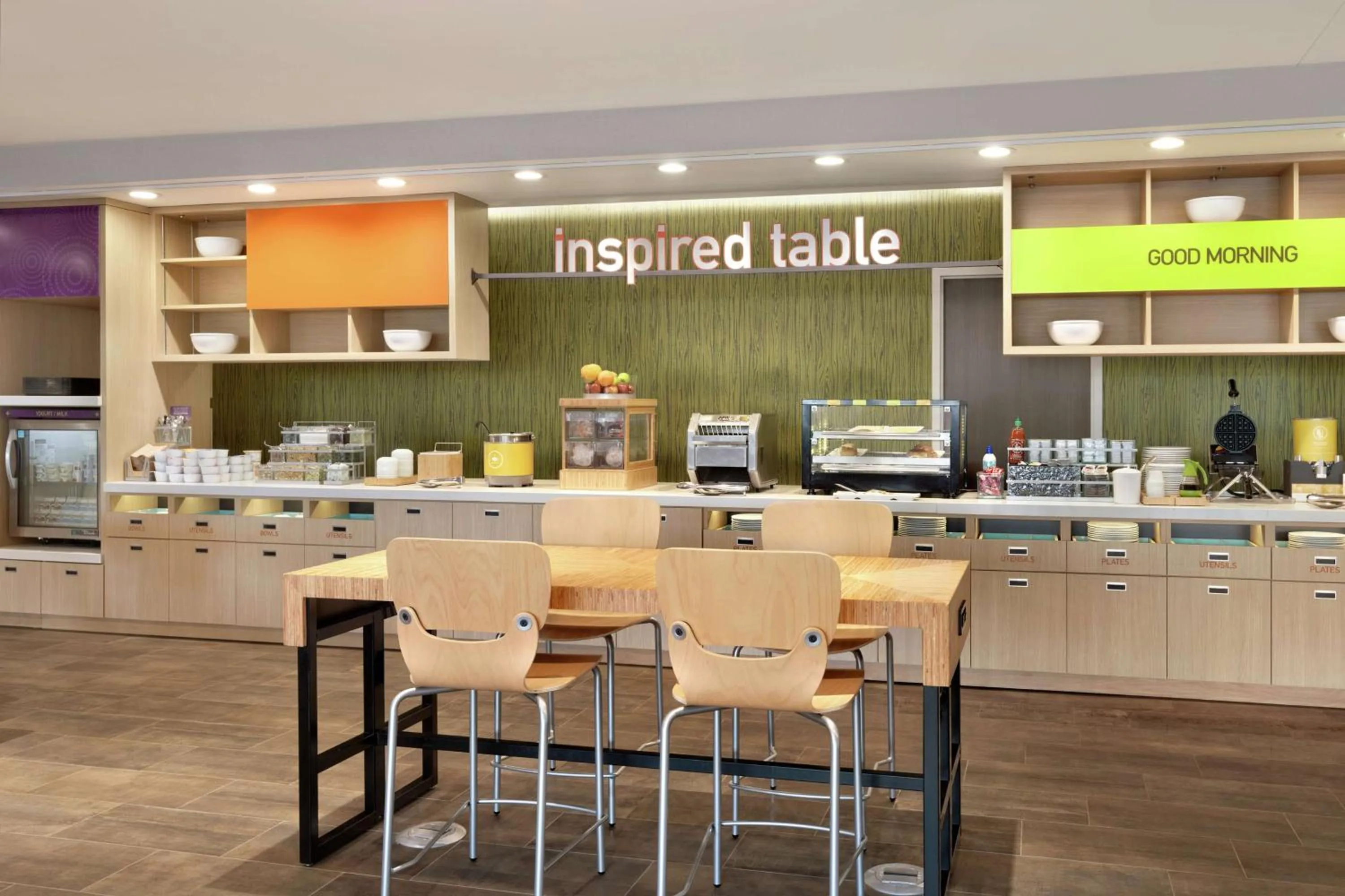 Breakfast in Home2 Suites by Hilton New Brunswick, NJ