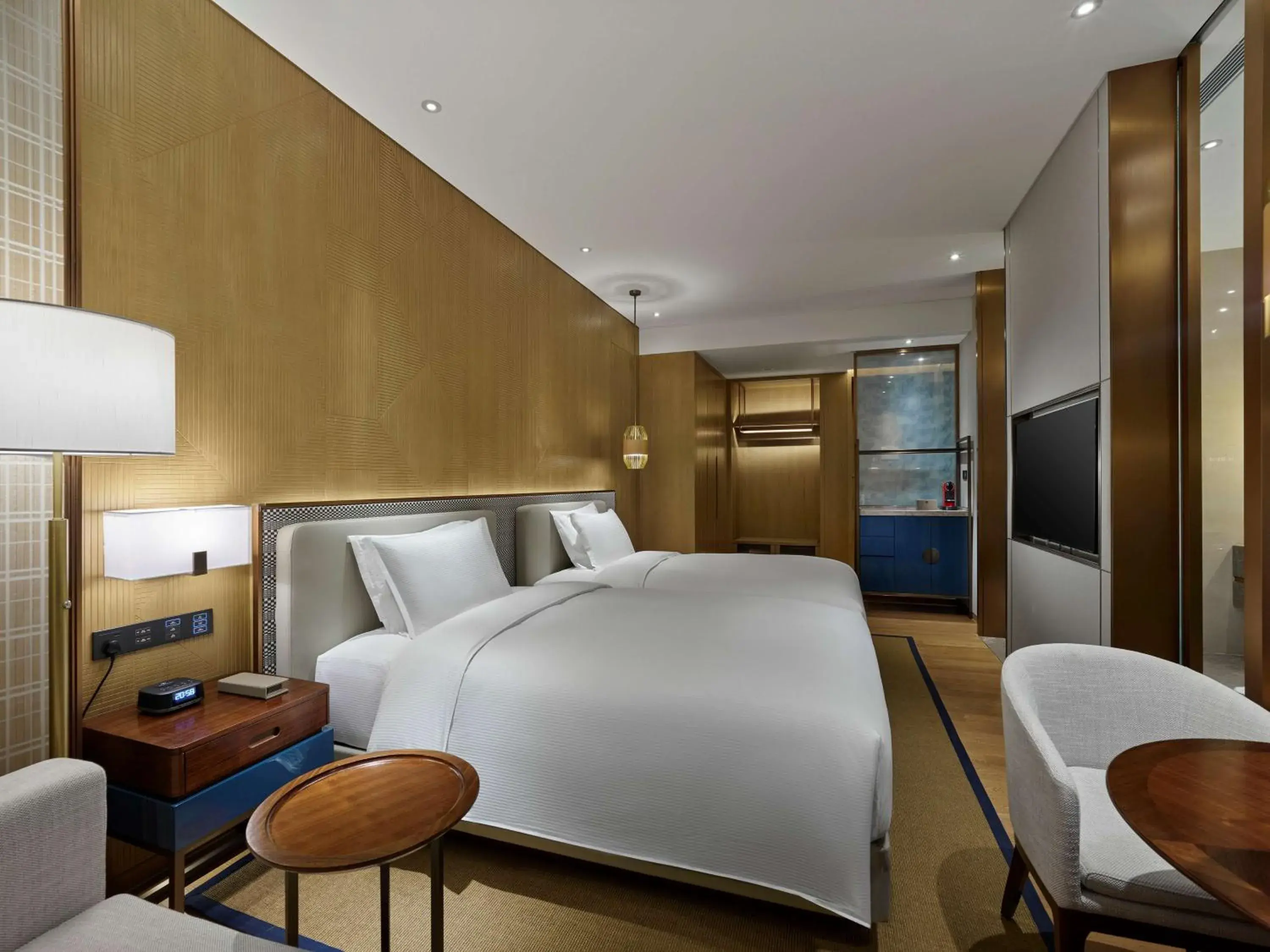 Executive Twin Room in Hilton Hainan Ocean Flower Island Executive Twin Room in Hilton Hainan Ocean Flower Island