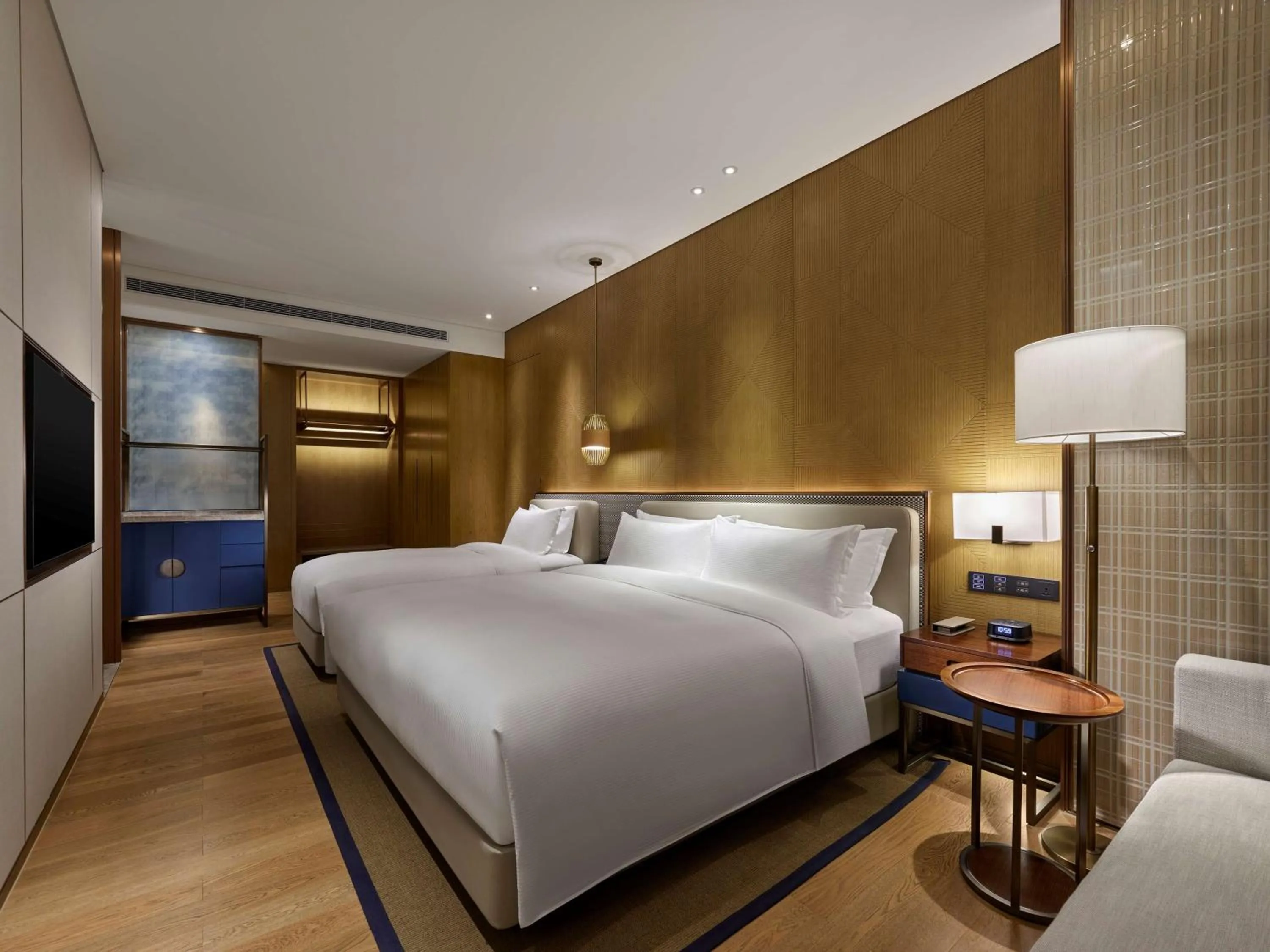 Bedroom, Bed in Hilton Hainan Ocean Flower Island
