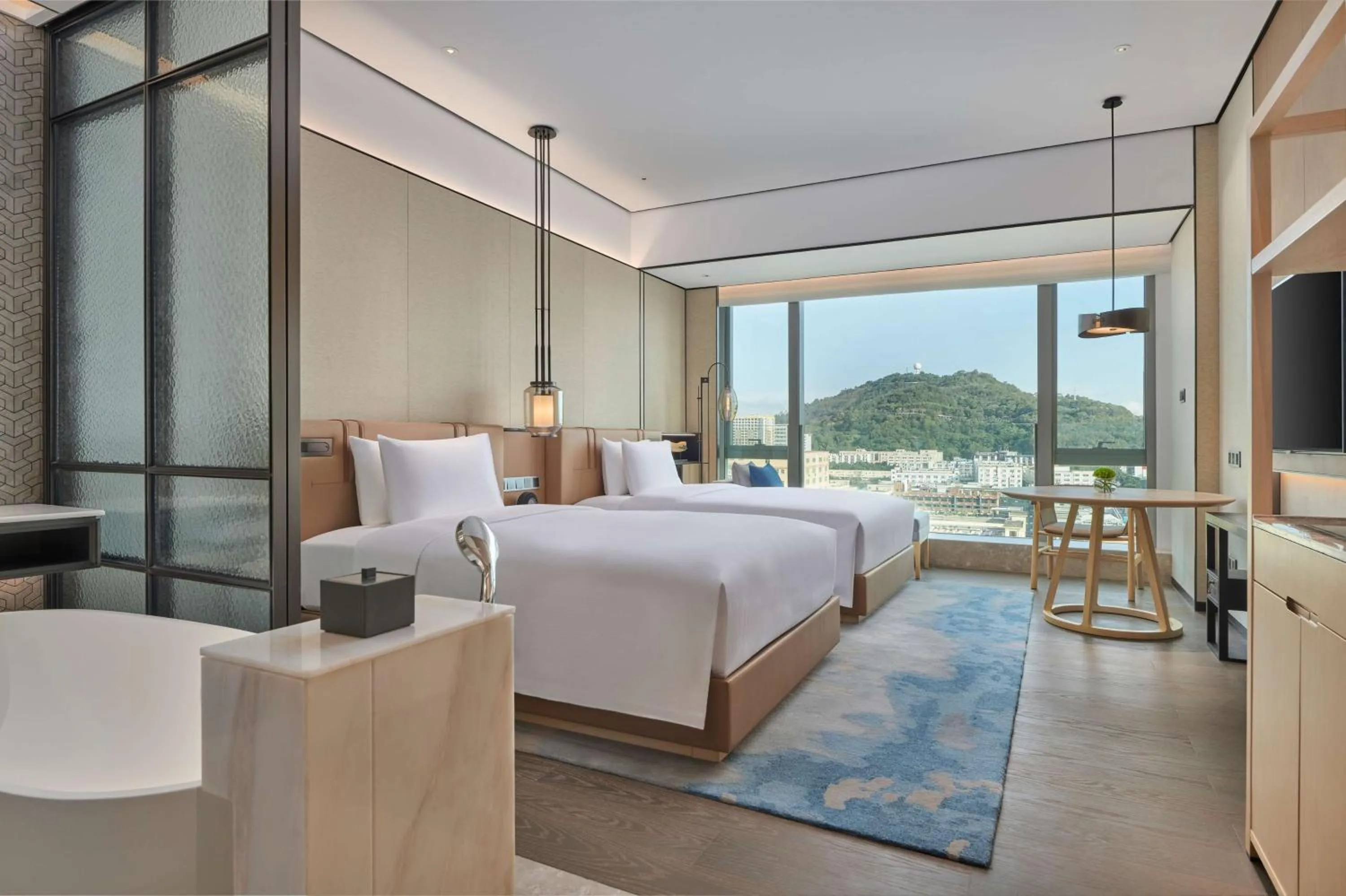 Bedroom, Bed in DoubleTree by Hilton Shenzhen Airport