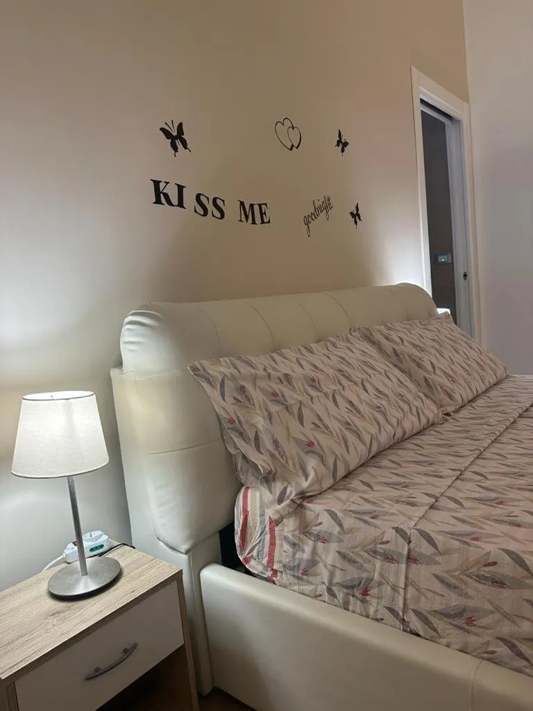 Bed in B&B Piano Romano -con parcheggio privato gratuito-