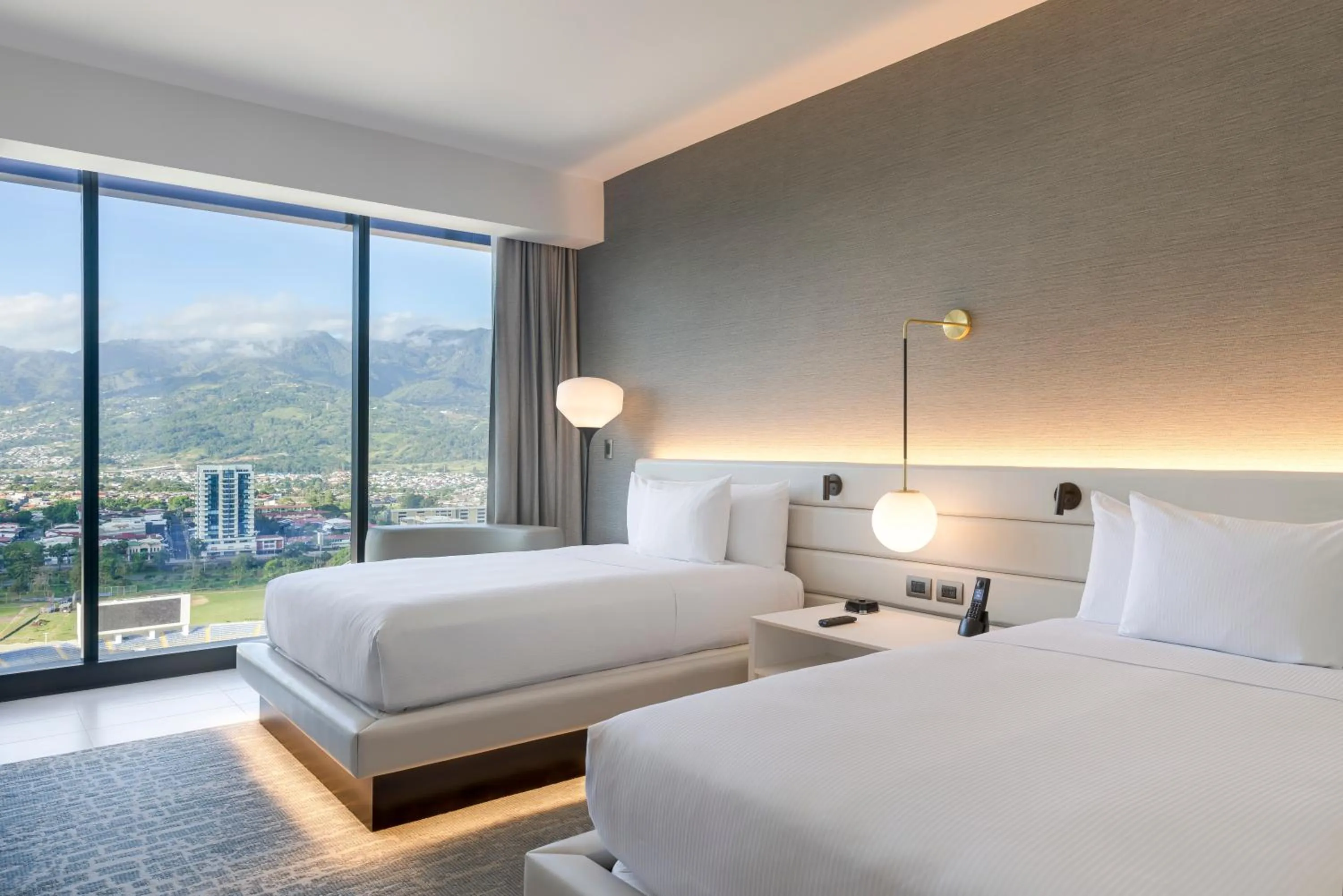 Bed in Hilton San Jose La Sabana