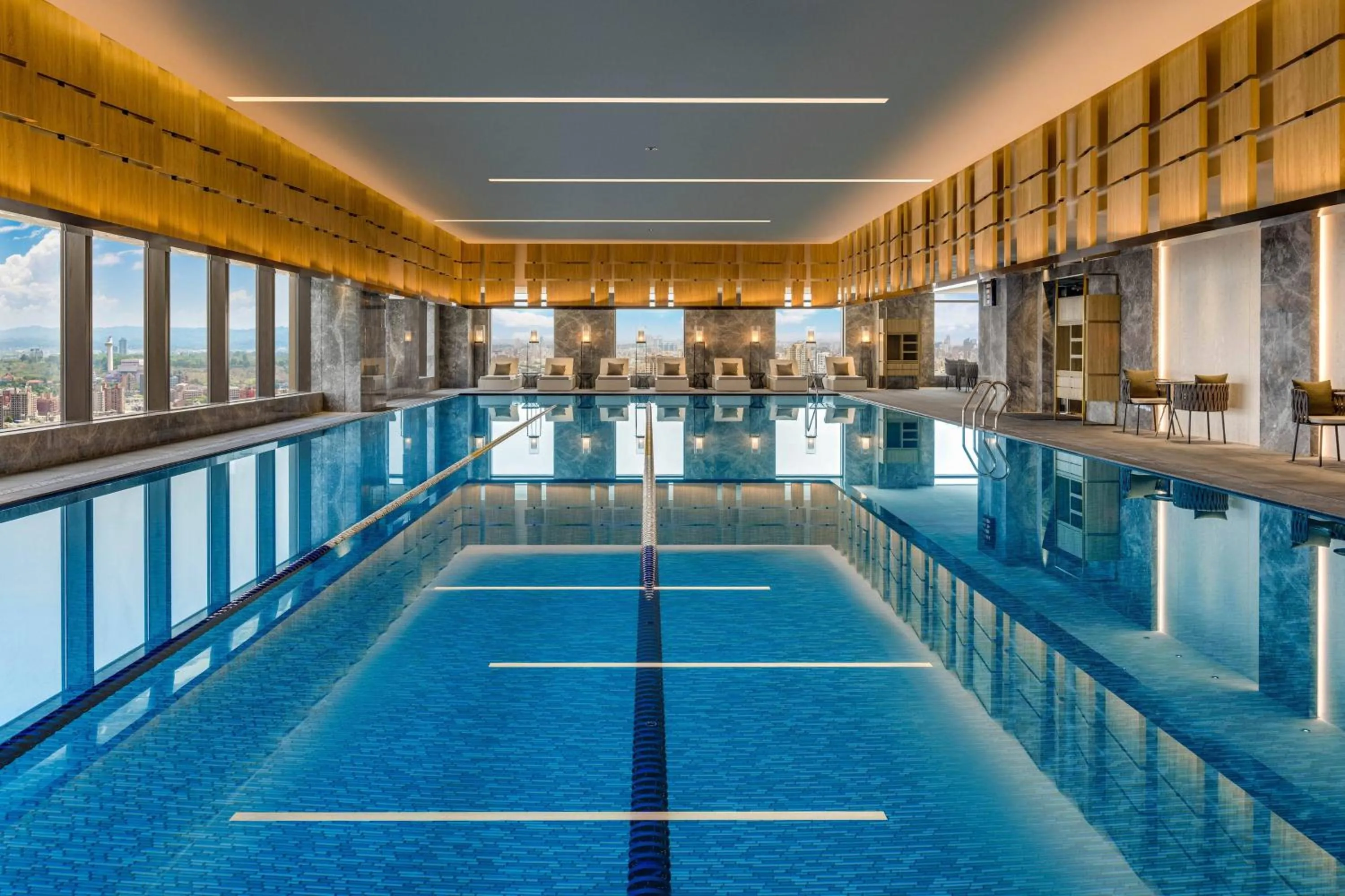 Swimming pool in Kaohsiung Marriott Hotel