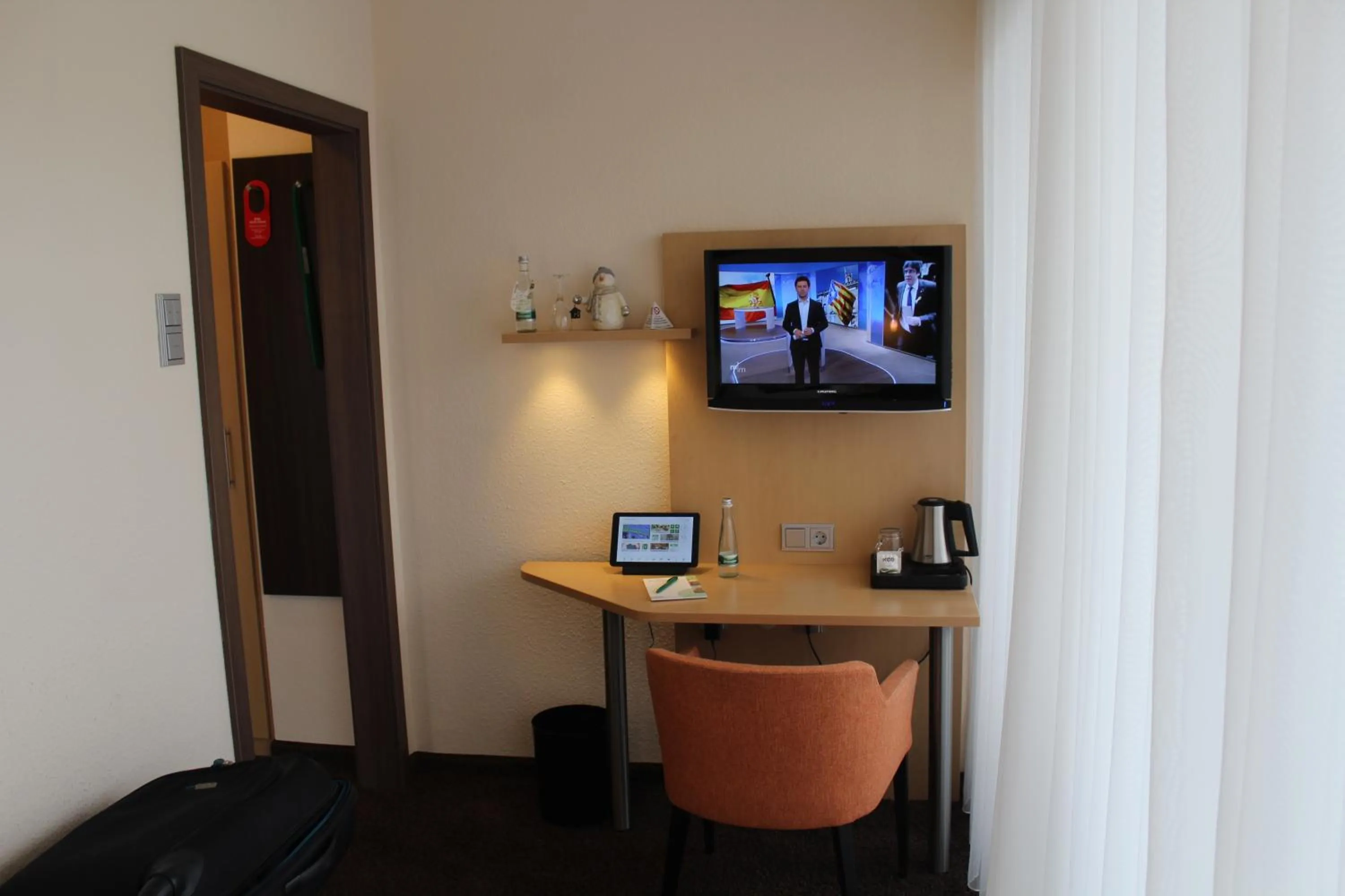 TV and multimedia in Hotel Berkheimer Hof