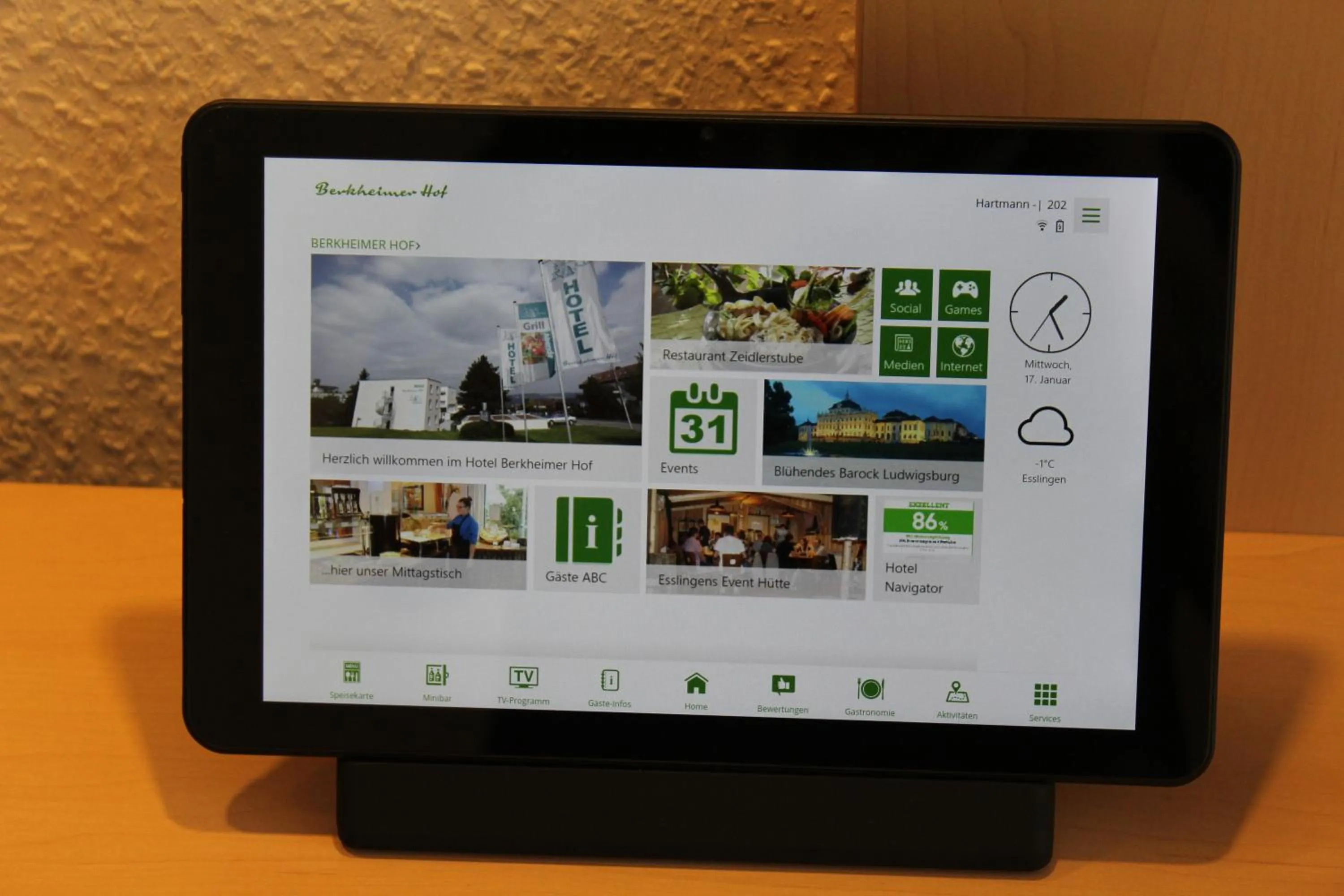 TV and multimedia in Hotel Berkheimer Hof