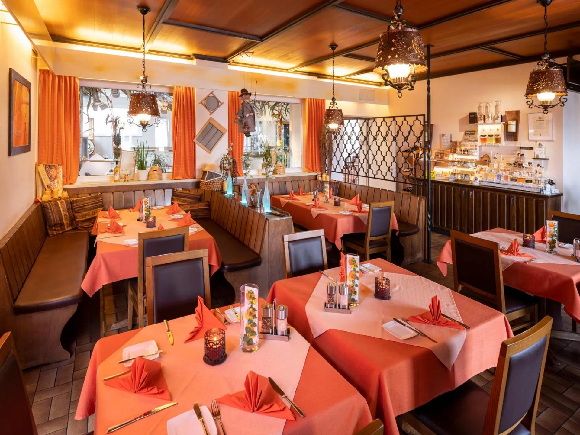 Restaurant/places to eat in Hotel Berkheimer Hof