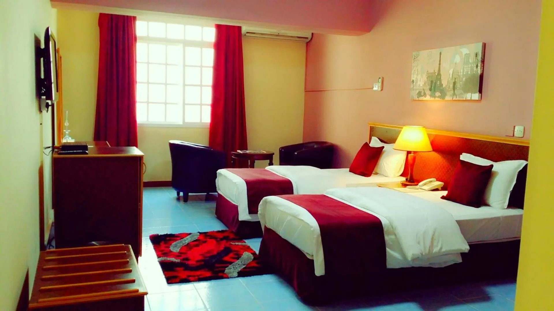 Photo of the whole room, Bed in Mutrah Hotel