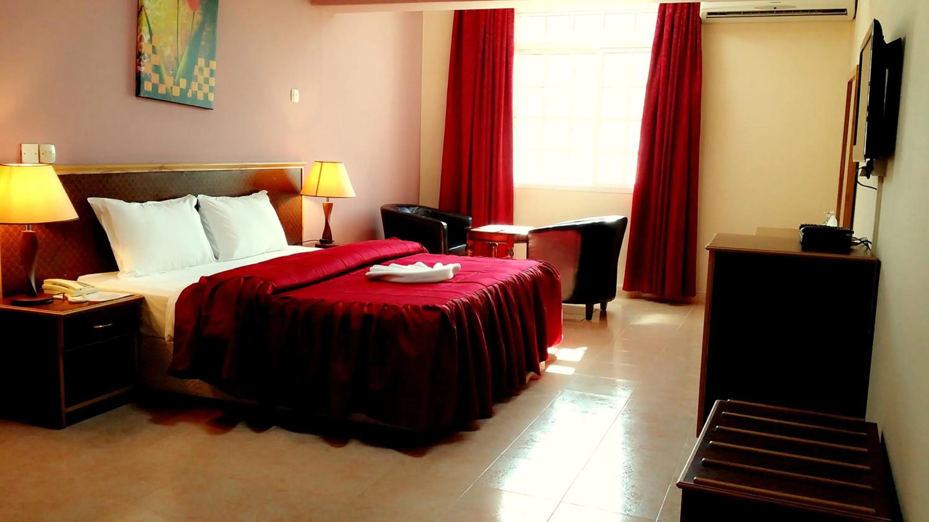 Bedroom, Bed in Mutrah Hotel