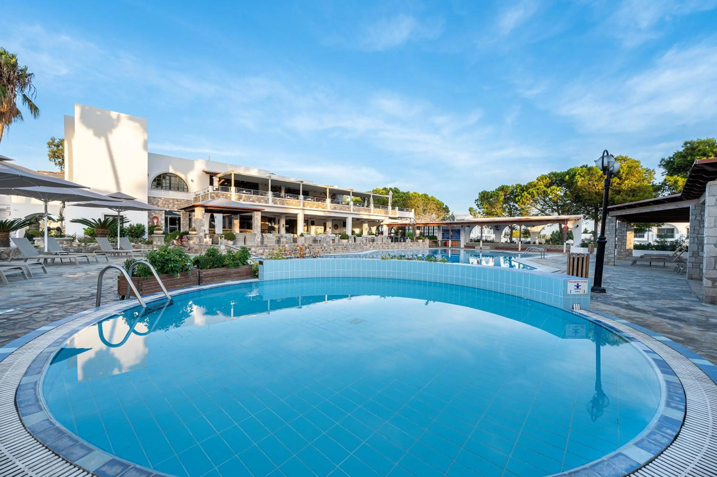 Pool view in Palladium hotel