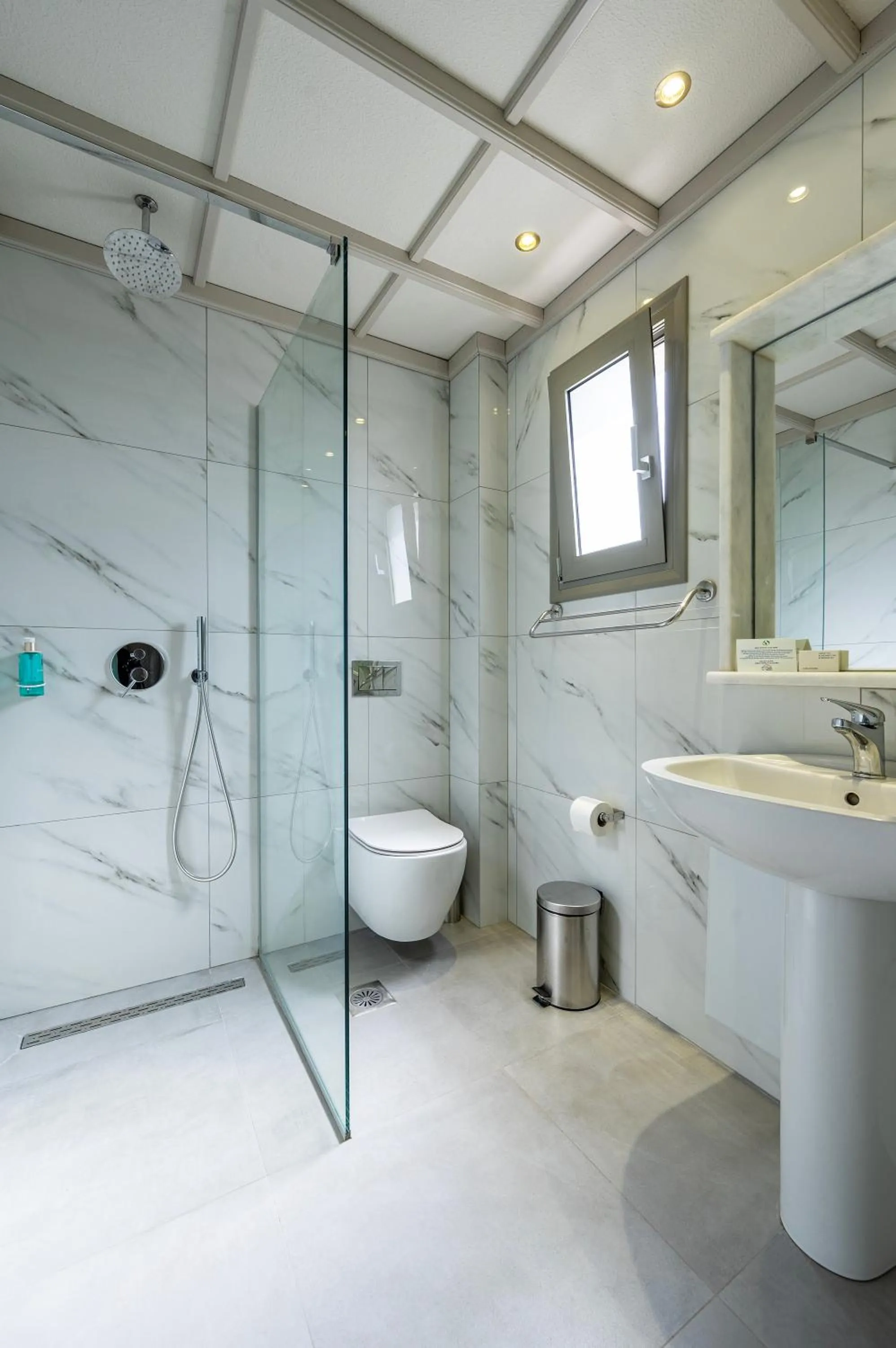 Shower in Palladium hotel