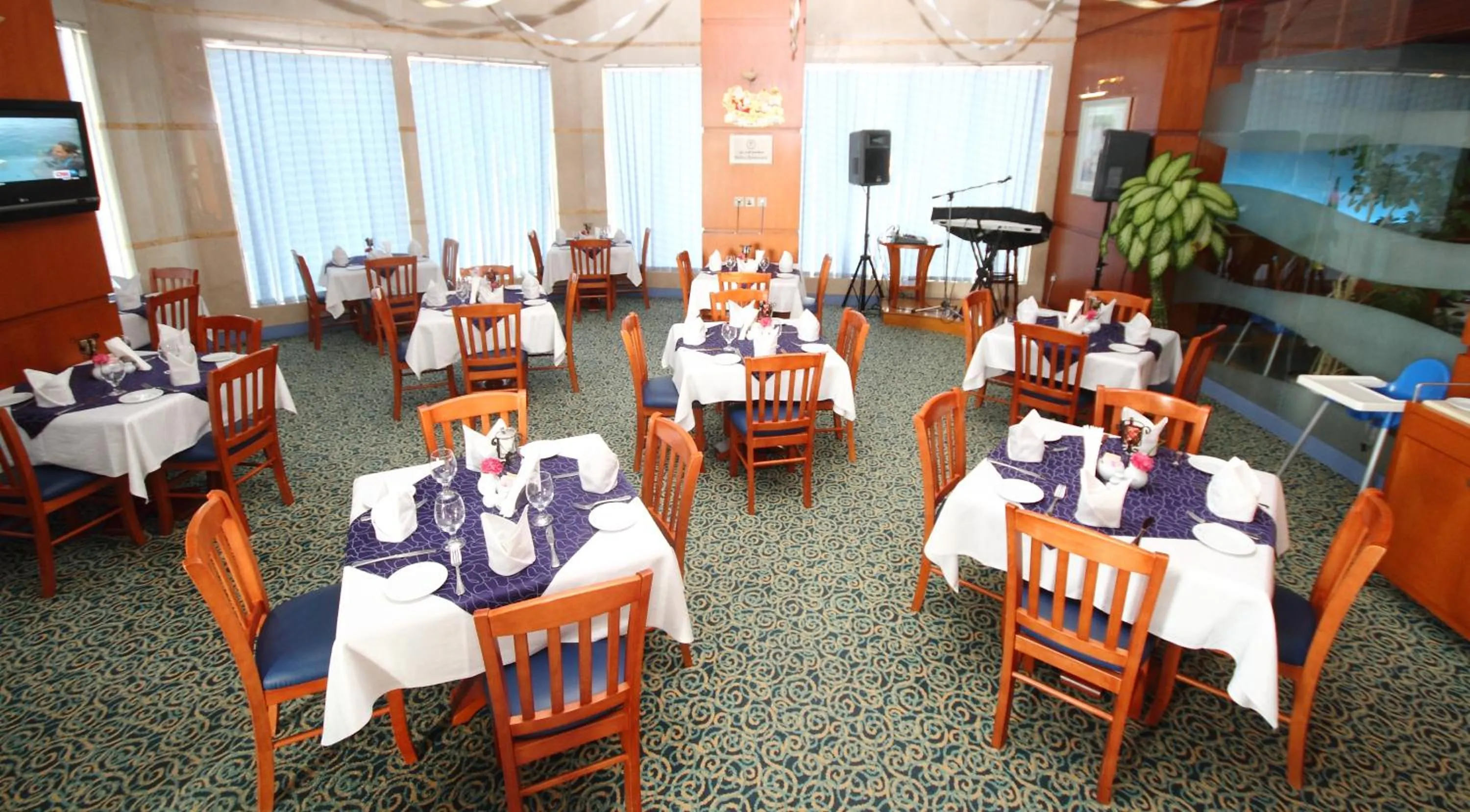 Restaurant/places to eat in Lavender Hotel Sharjah