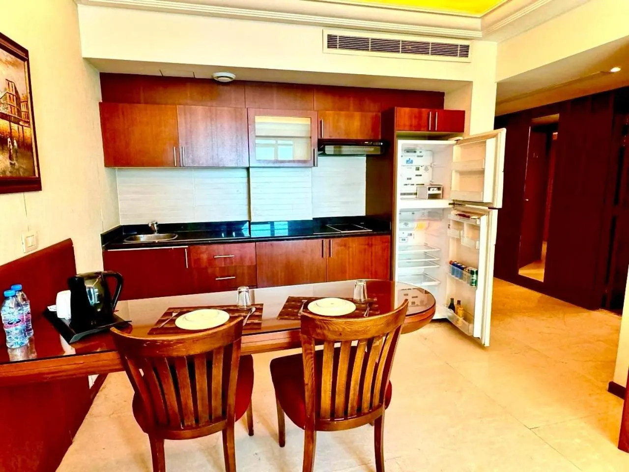 Dining area in King Suites Hotel
