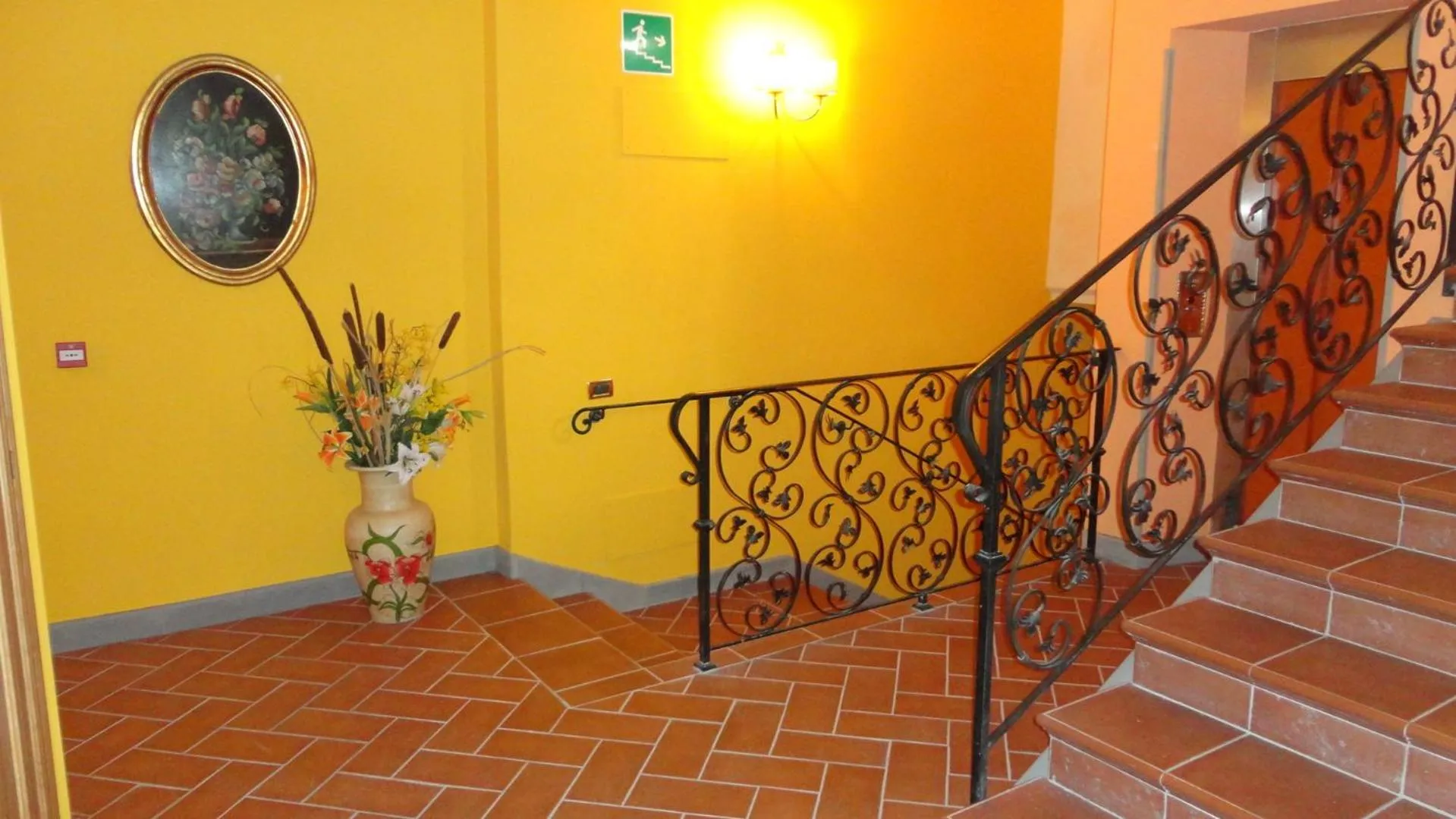 Decorative detail in Hotel La Rosa