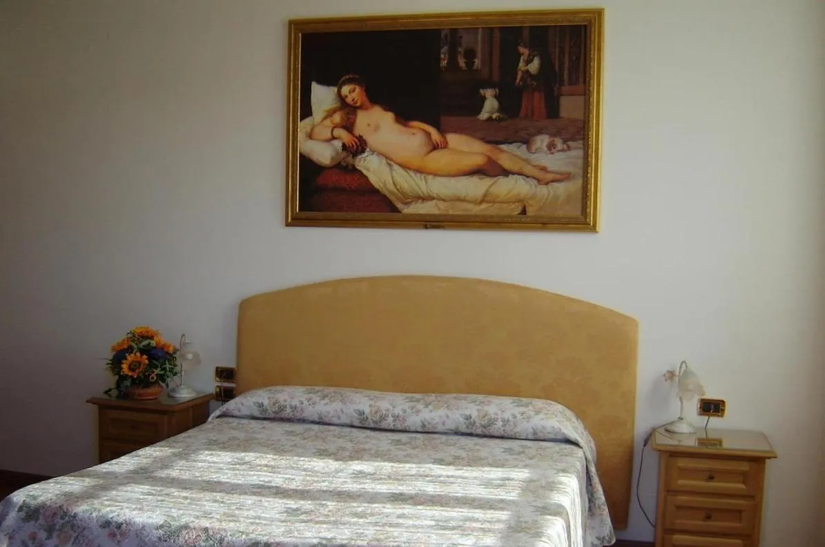 Bed in Hotel La Rosa