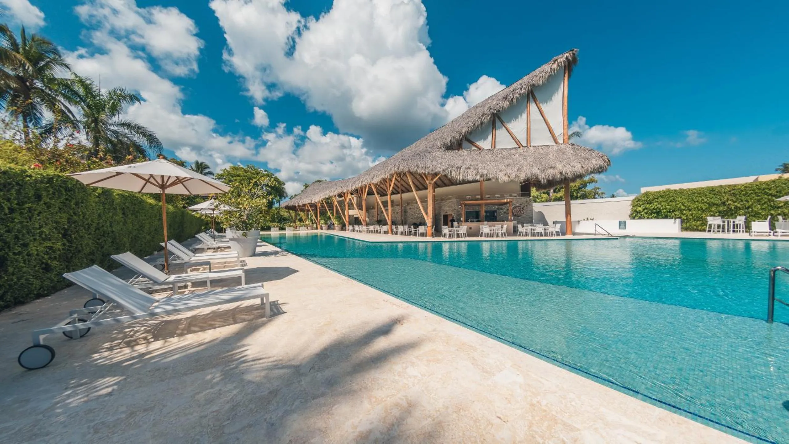 3BR apartment with balcony in Portillo - Terrenas