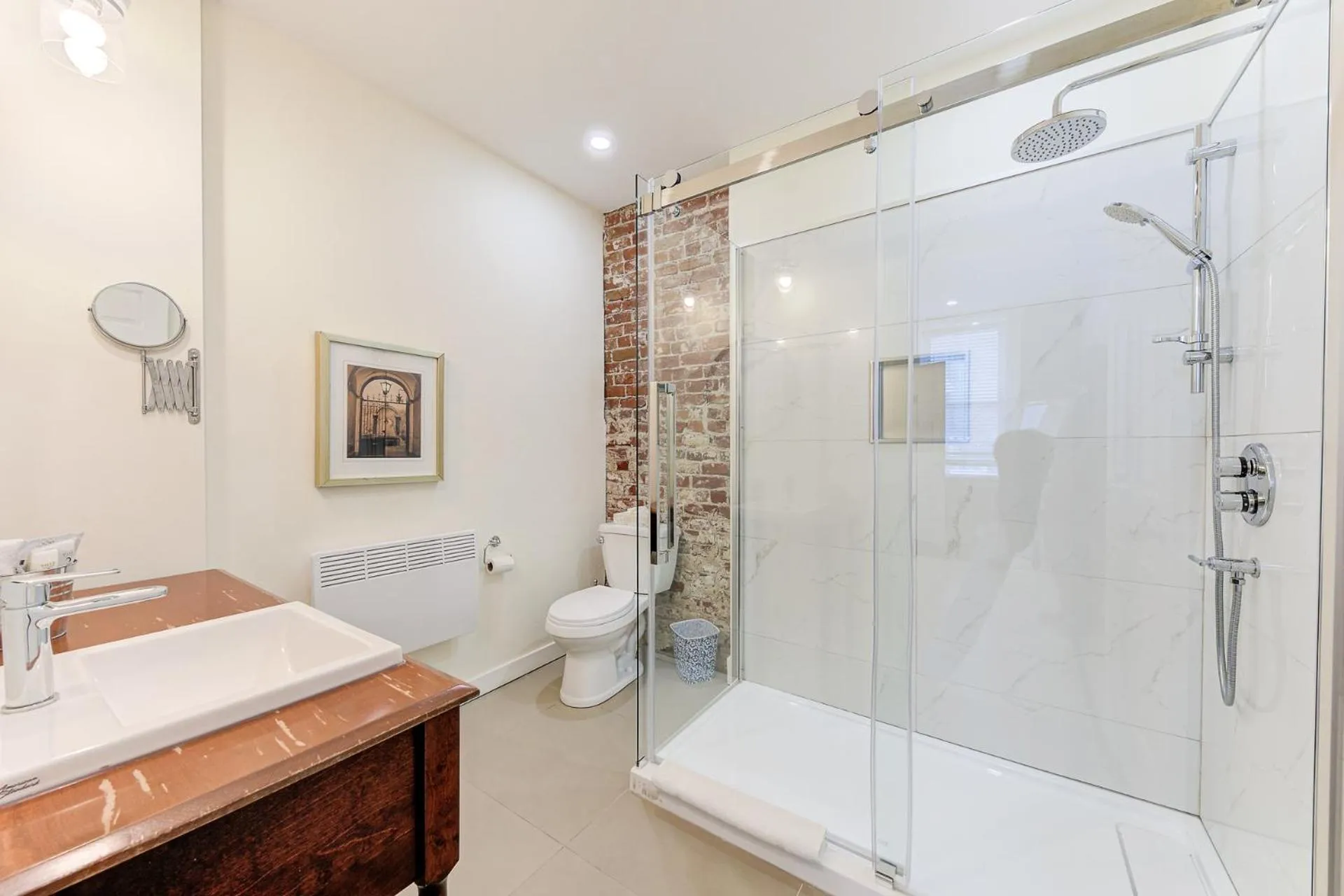 Bathroom in Le 555 Grande allée