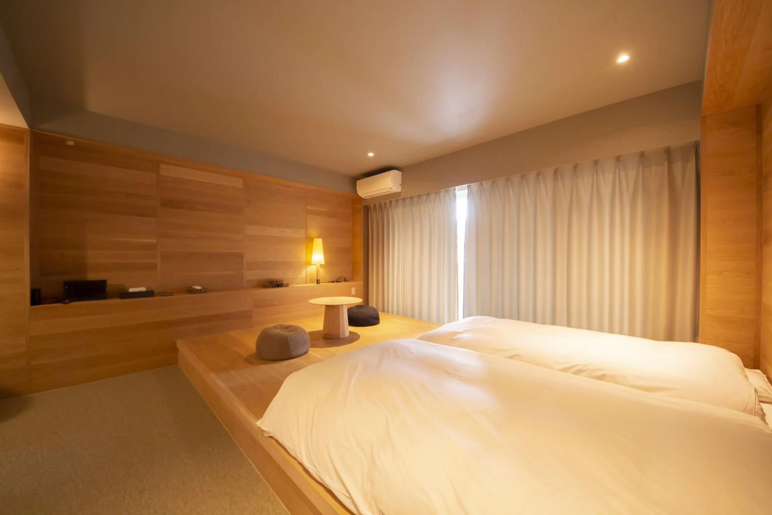 Bed in Seven Stories