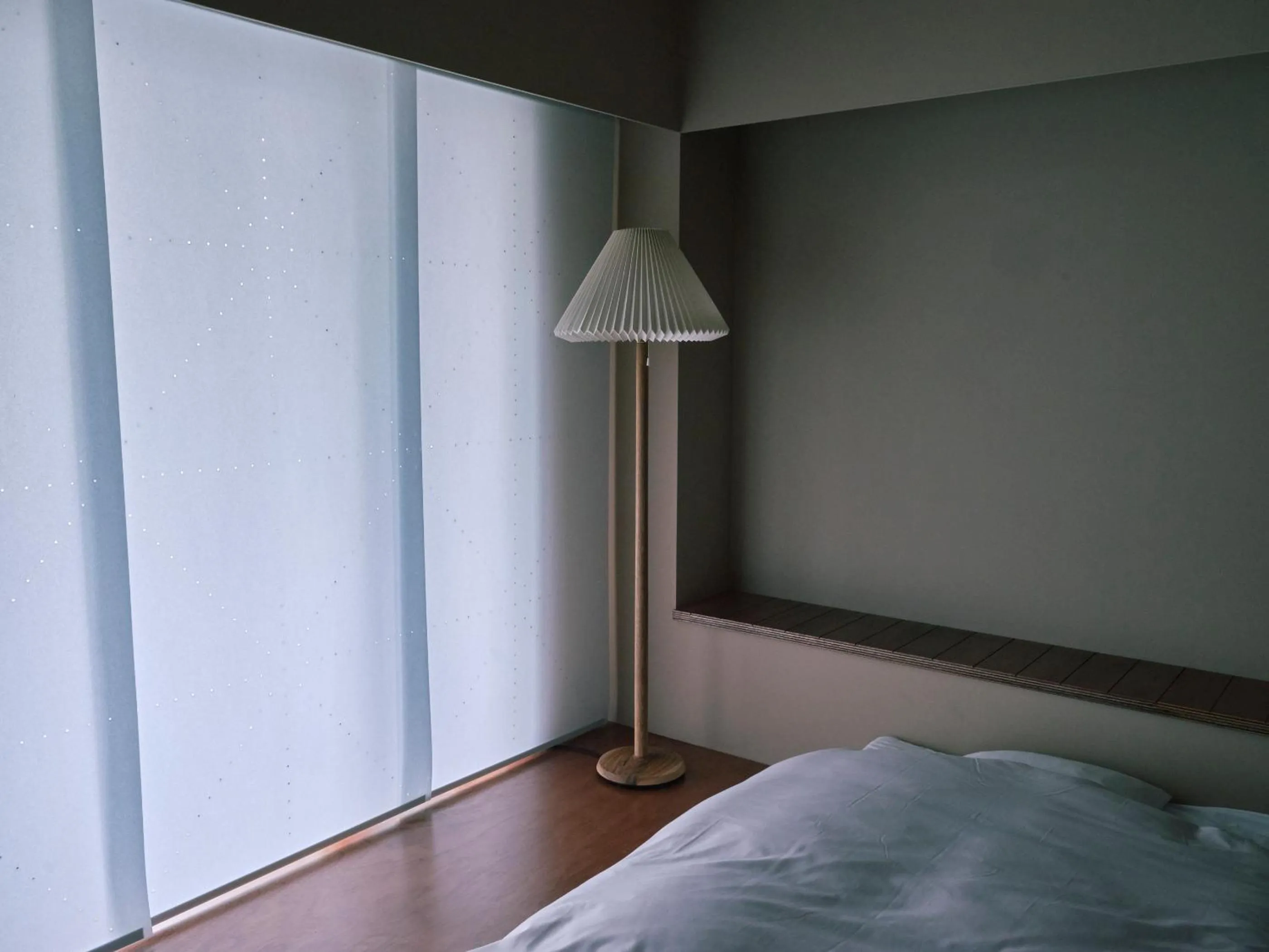 Bed in Seven Stories