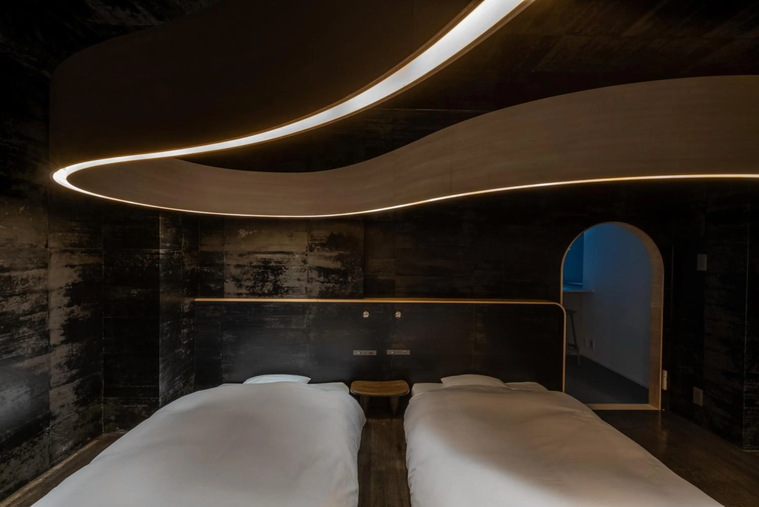 Bed in Seven Stories